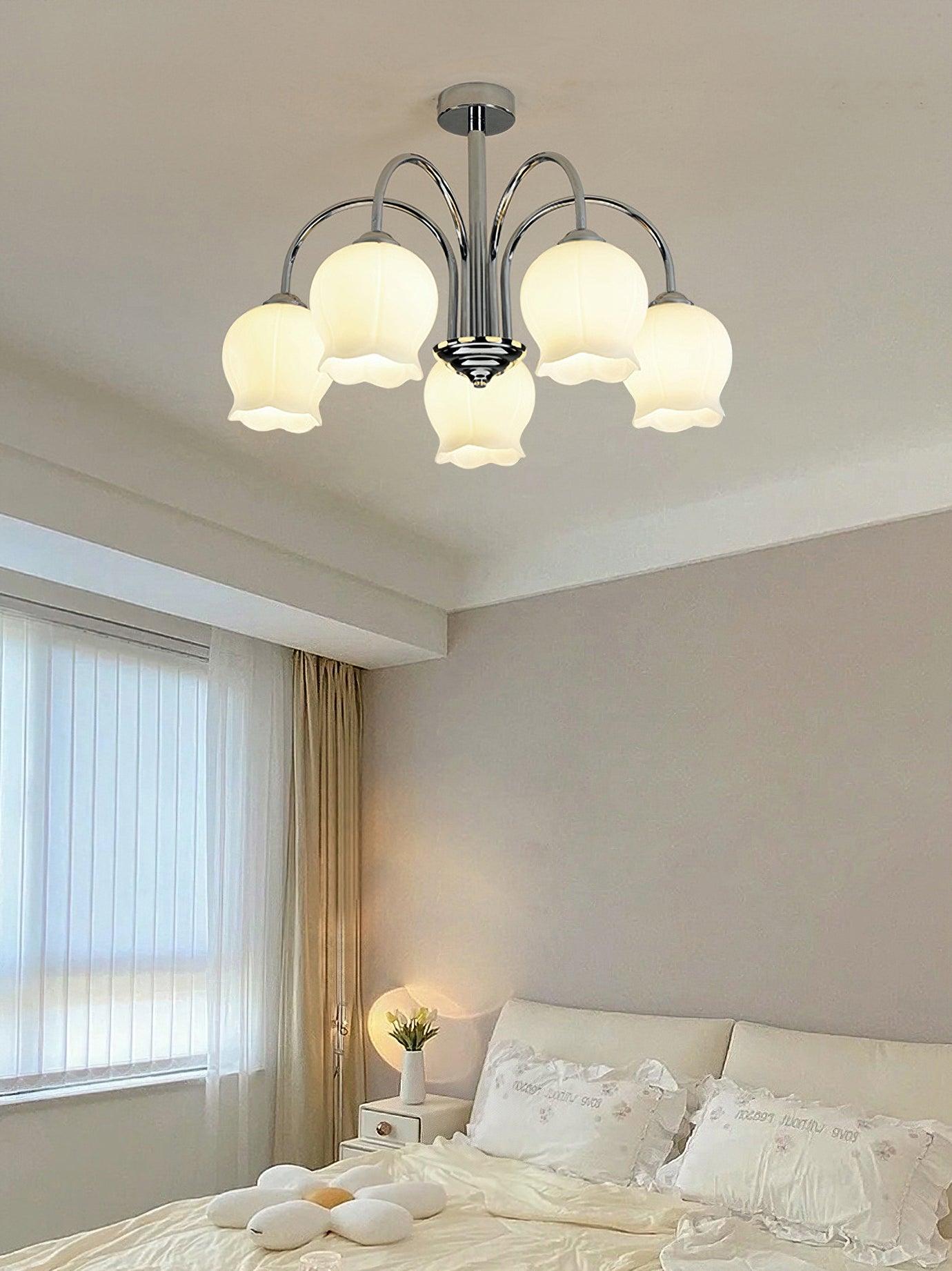 Floral Glass Chandelier - Cueteks