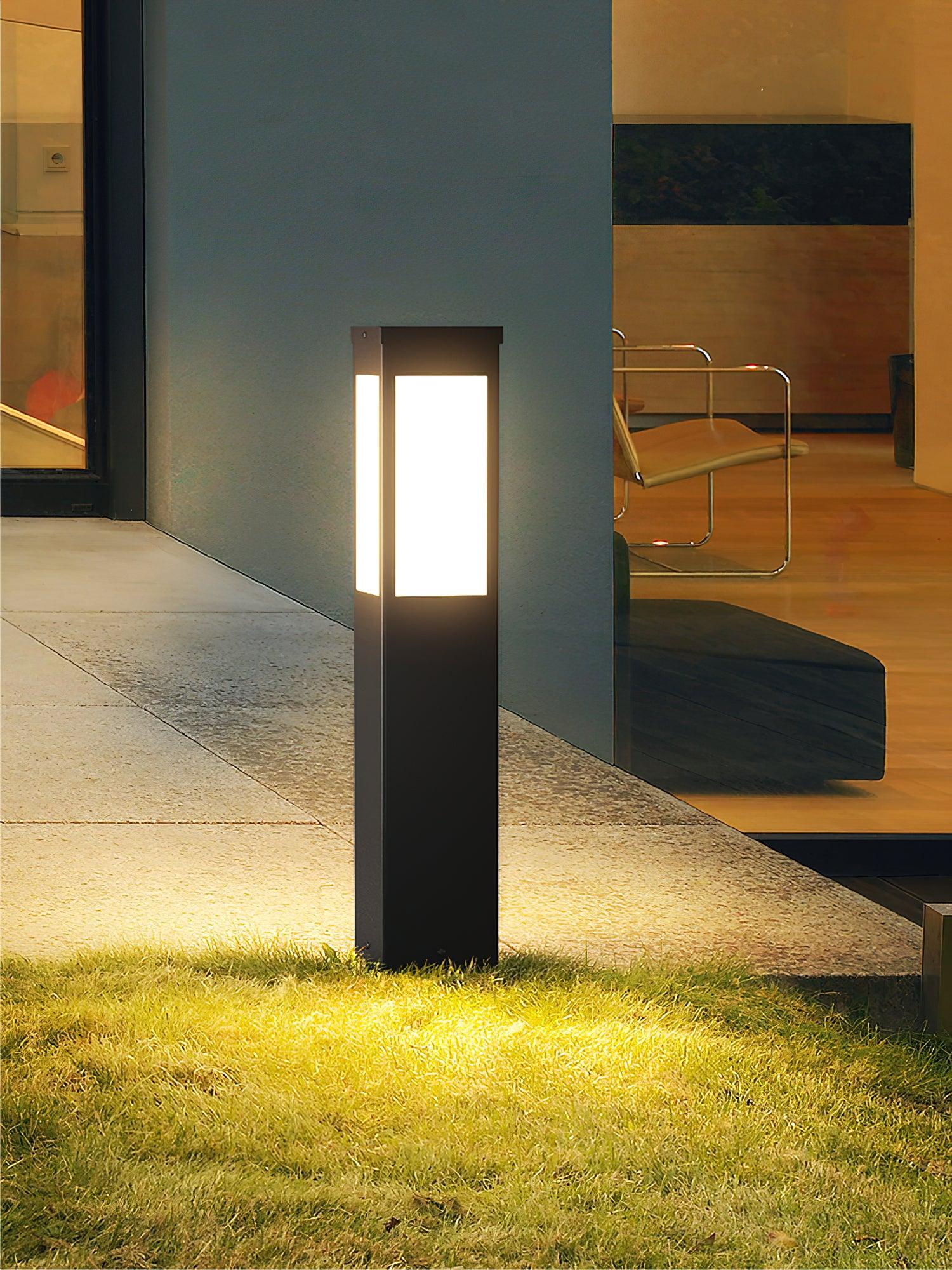 Kuzco Bollard Garden Light - Cueteks