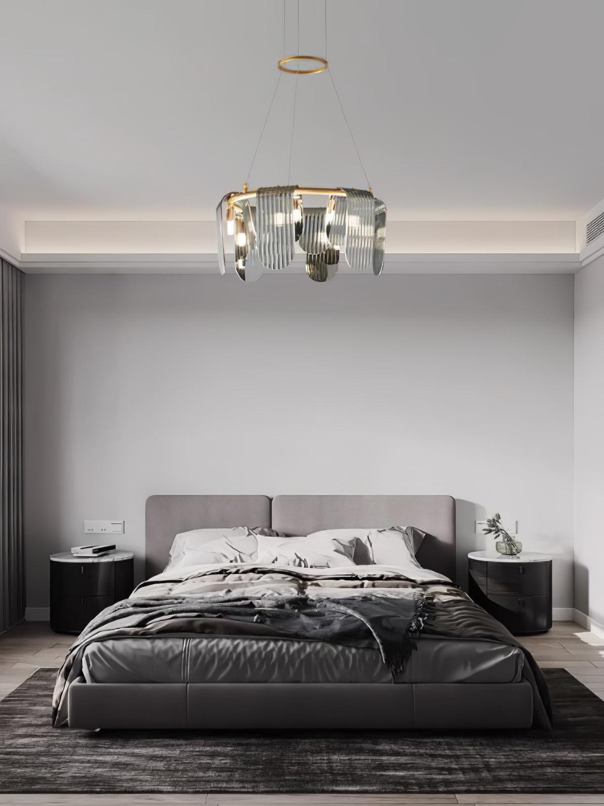 Folioles Brass Chandelier - Cueteks