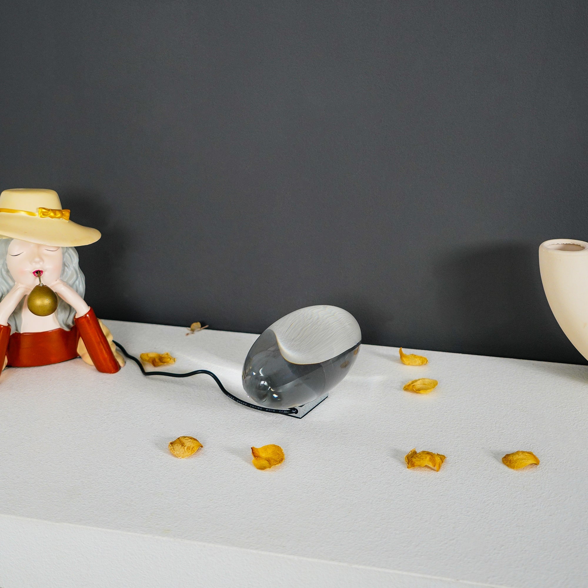 Atman Table Lamp - Cueteks