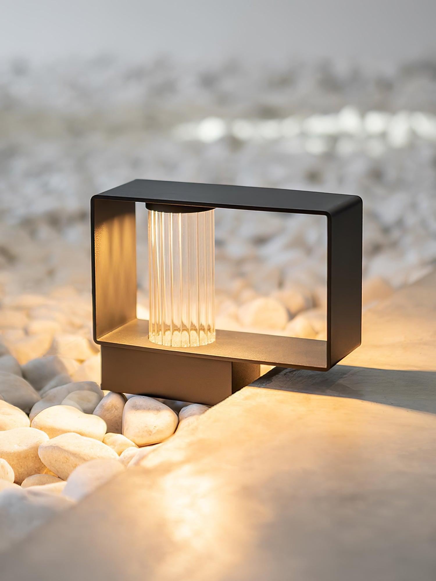 Frame Outdoor Post Lamp - Cueteks