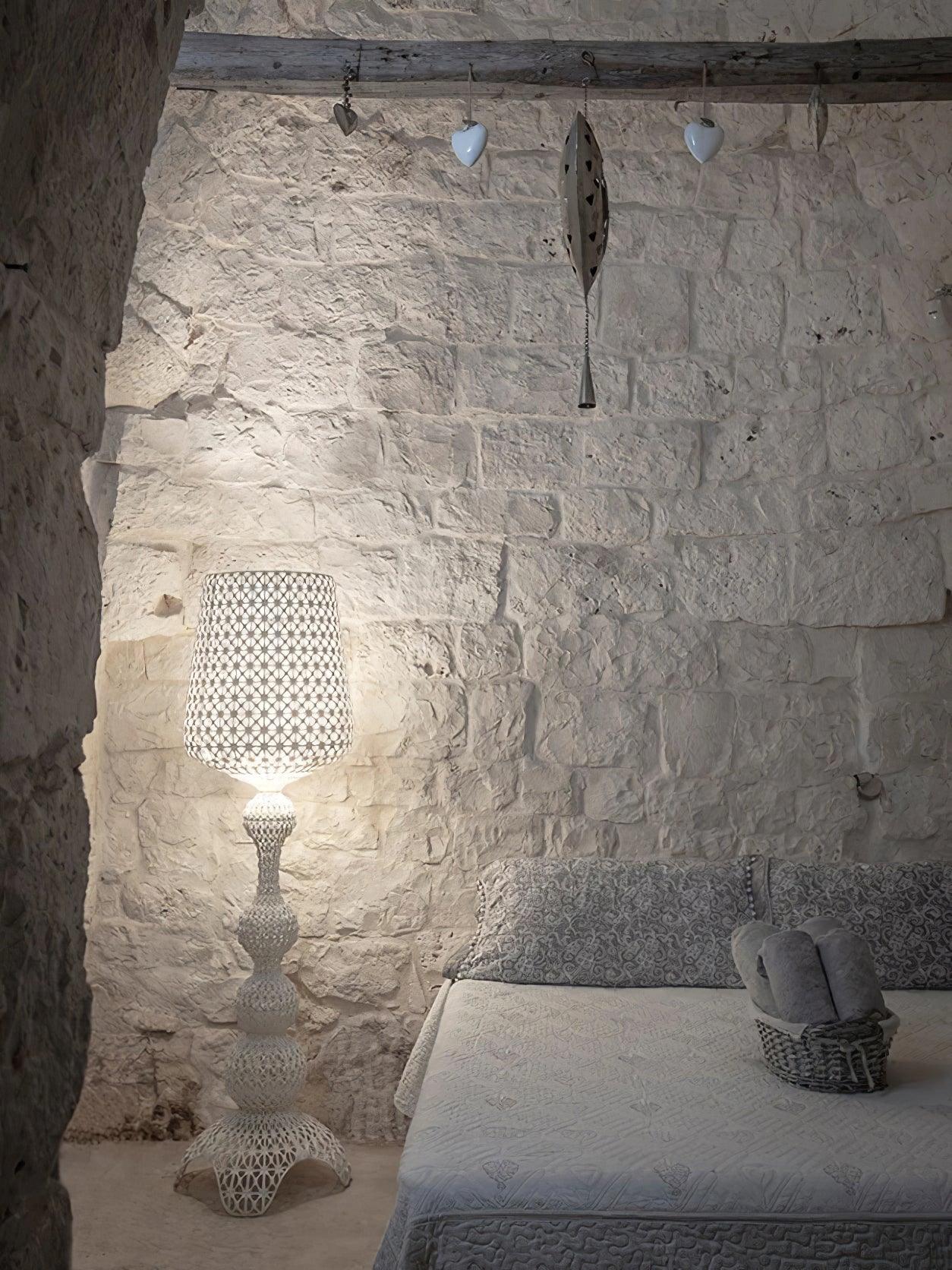 Kabuki Floor Lamp - Cueteks