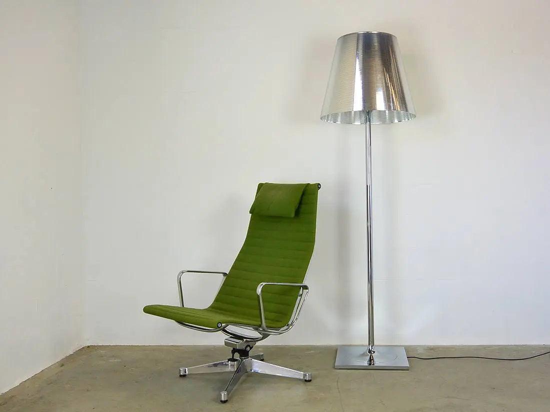 Chrome Prism Floor Lamp - Cueteks