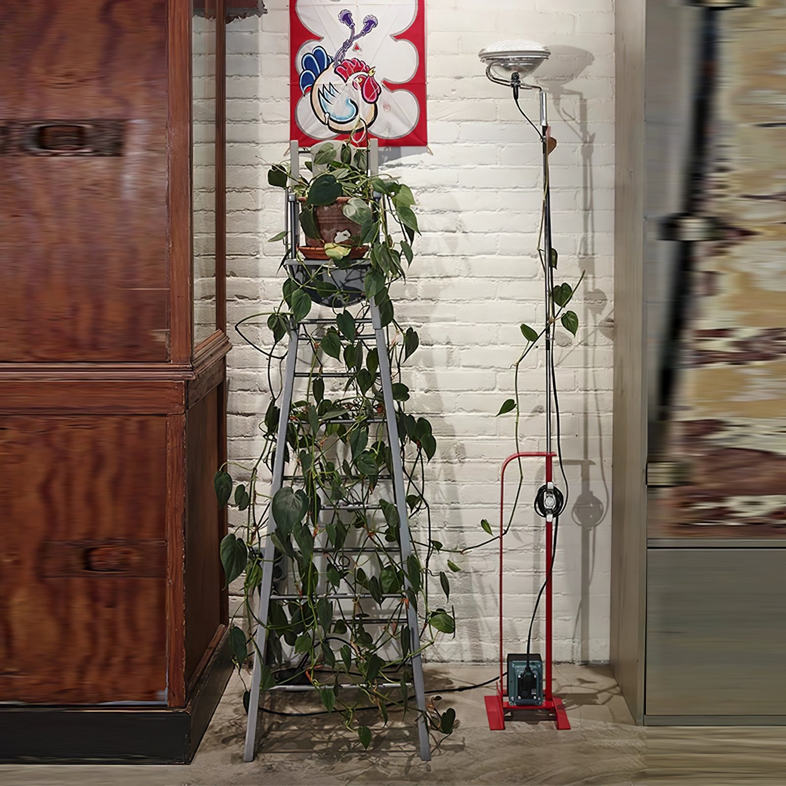 Toio Floor Lamp - Cueteks
