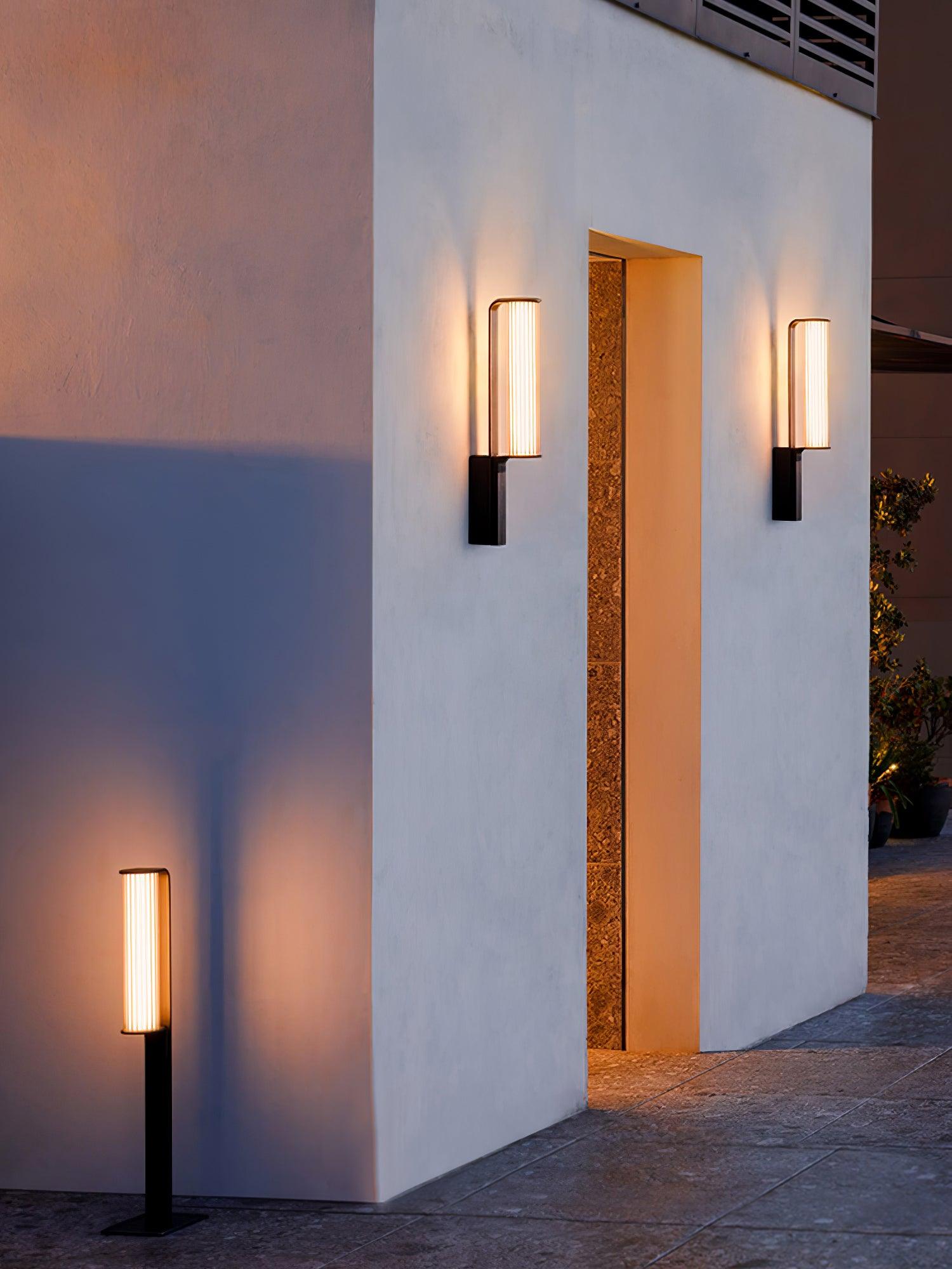 Zenith Arc Outdoor LED Sconce - Cueteks