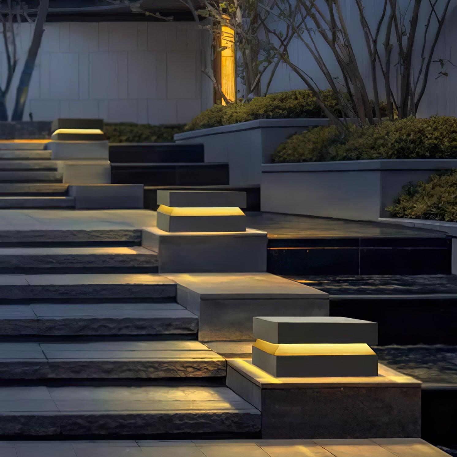Solar Power Square Post Light - Cueteks