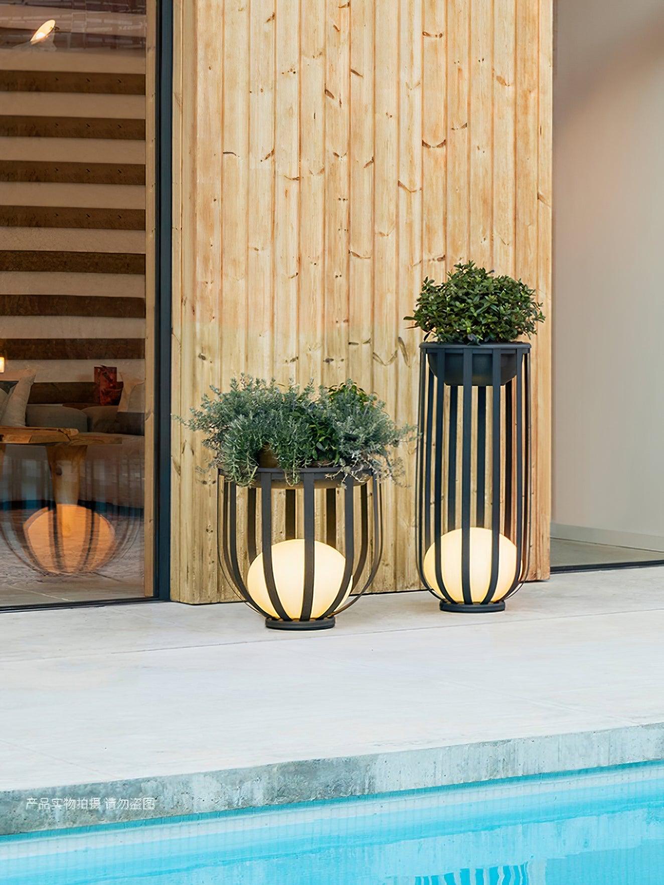Bols Outdoor Garden Lamp with Solar Panel - Cueteks