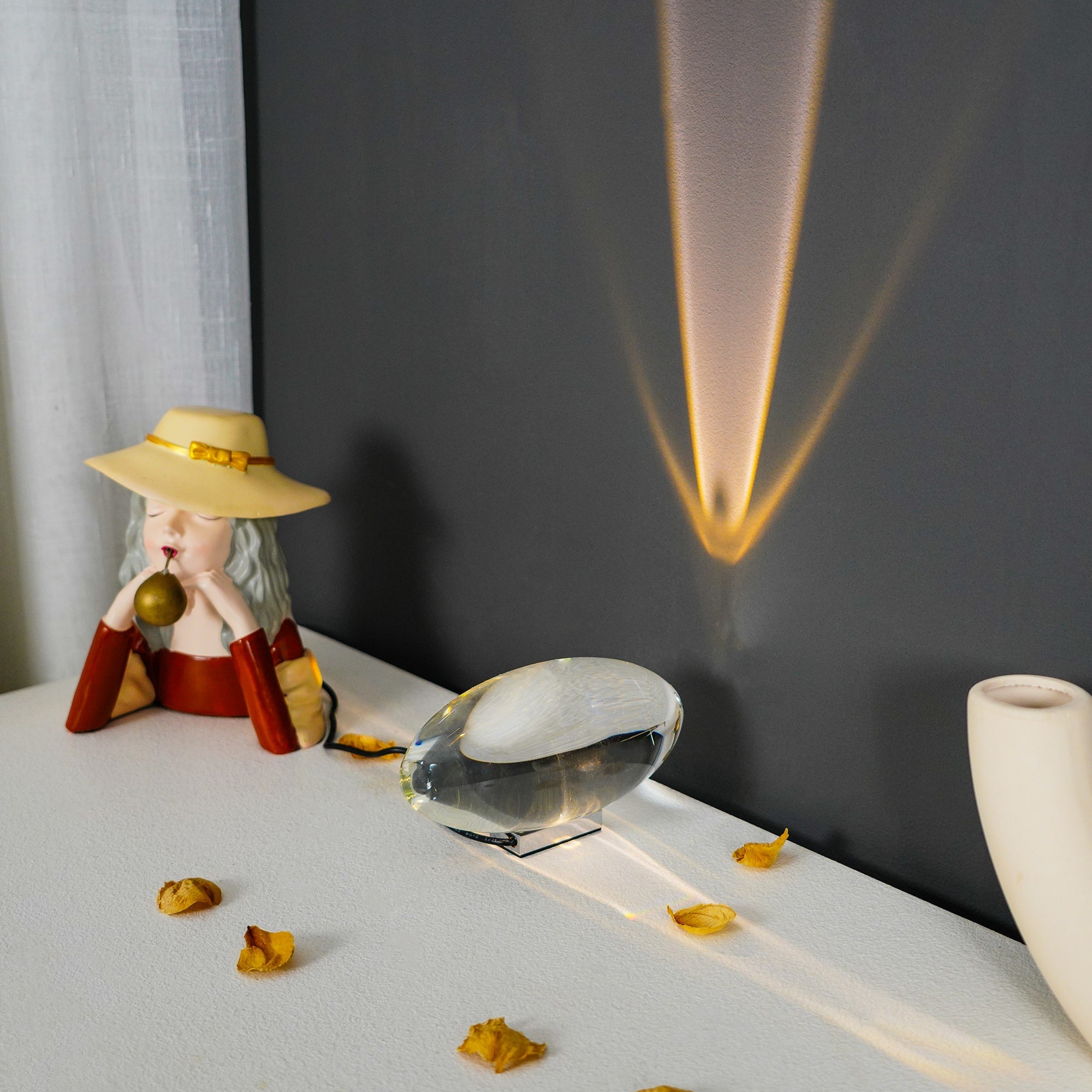 Atman Table Lamp - Cueteks
