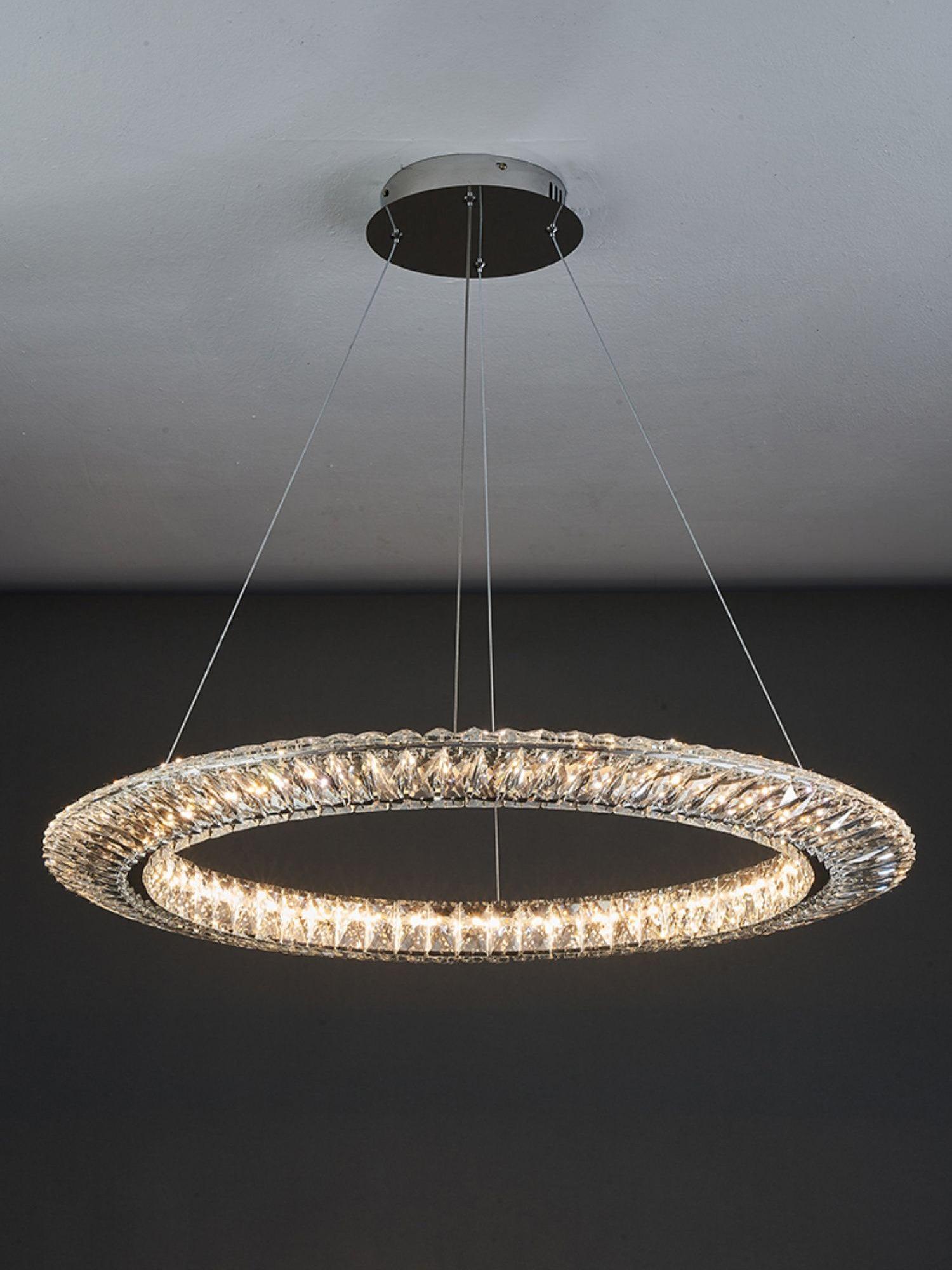 Single crystal ring with round ceiling canopy