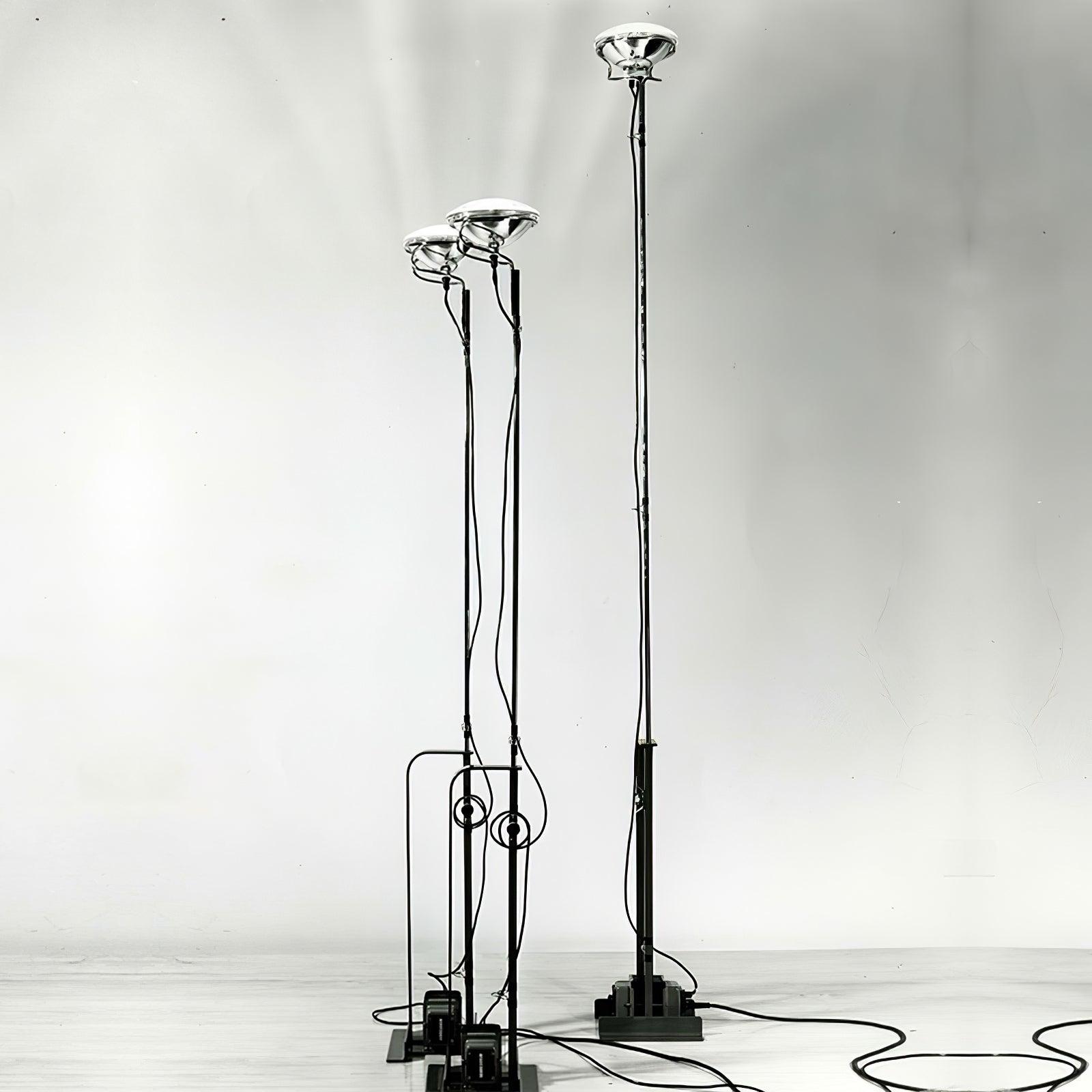 Toio Floor Lamp - Cueteks