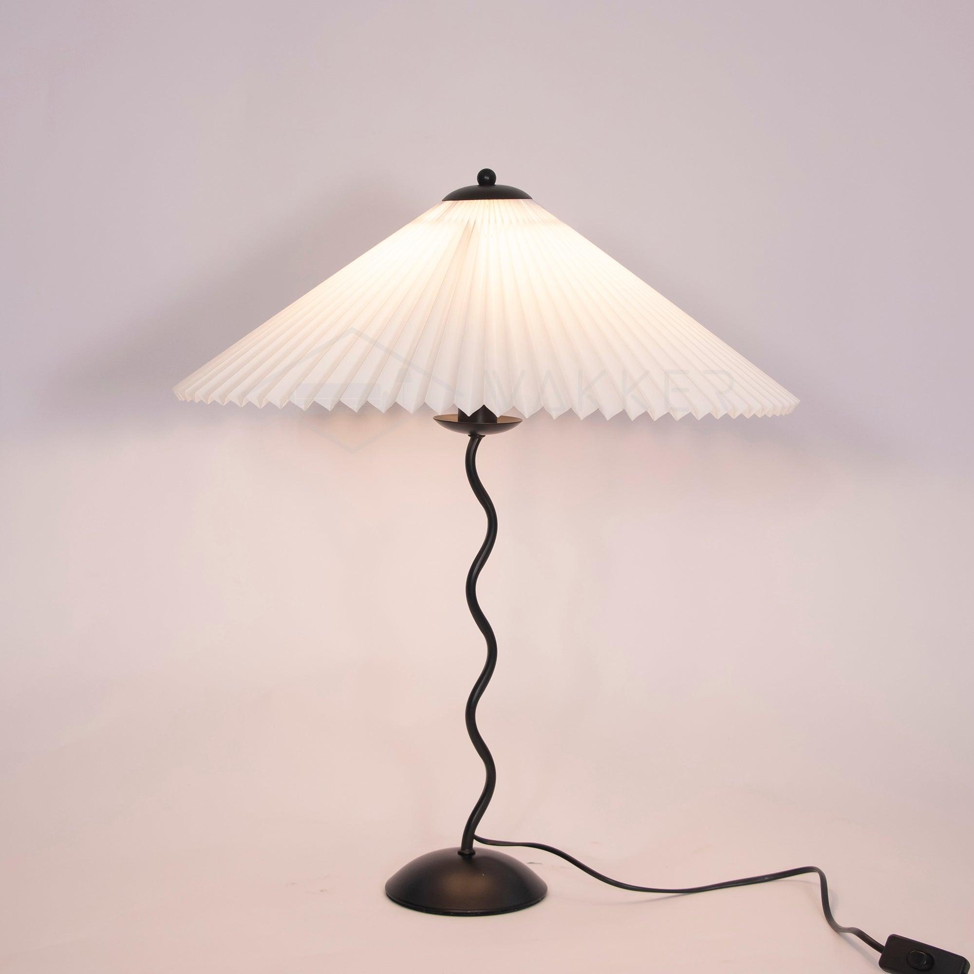 Squiggle Table Lamp - Cueteks