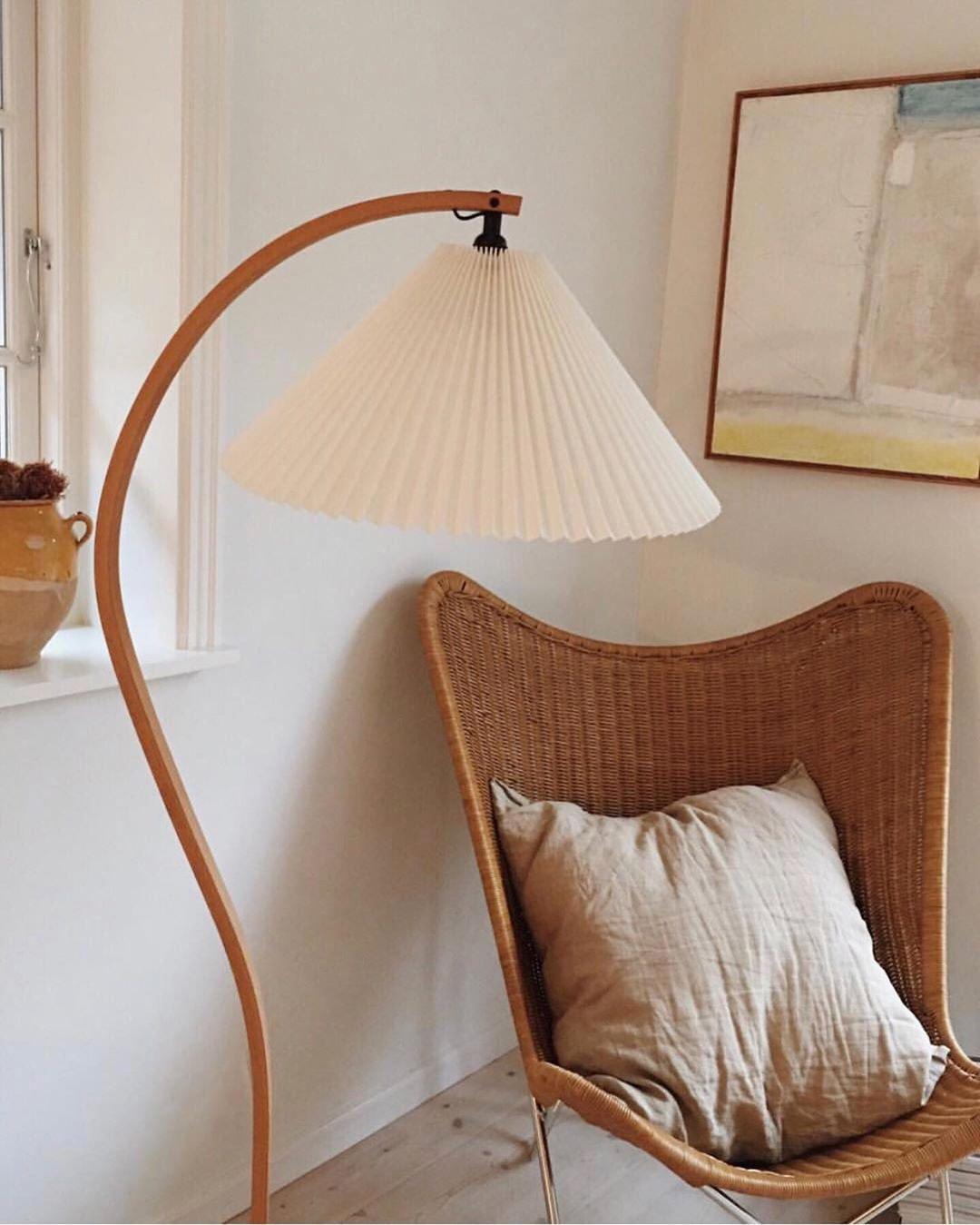 Caprani Floor Lamp - Cueteks