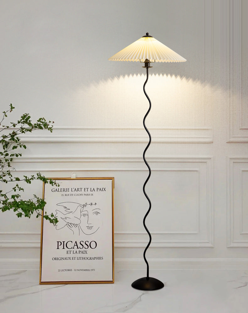 Squiggle Floor Lamp - Cueteks