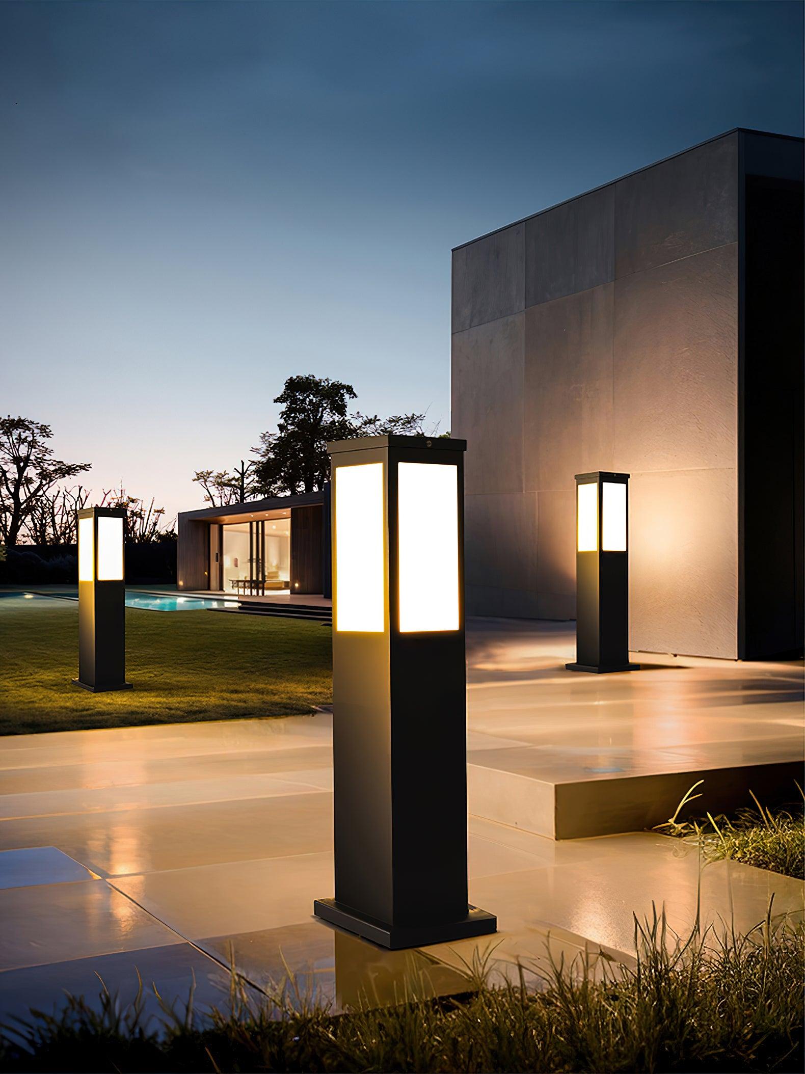 Kuzco Bollard Garden Light - Cueteks