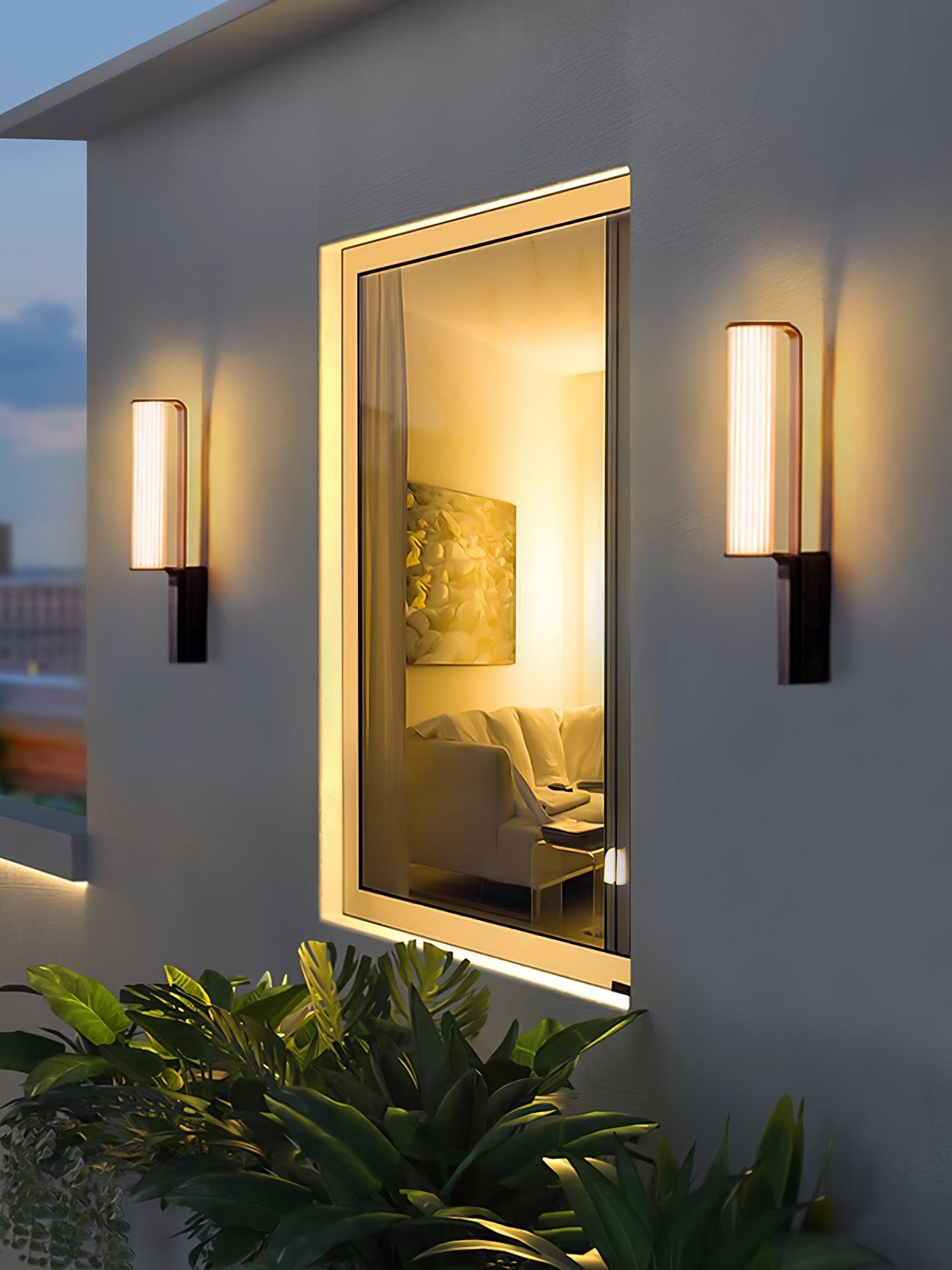 Zenith Arc Outdoor LED Sconce - Cueteks
