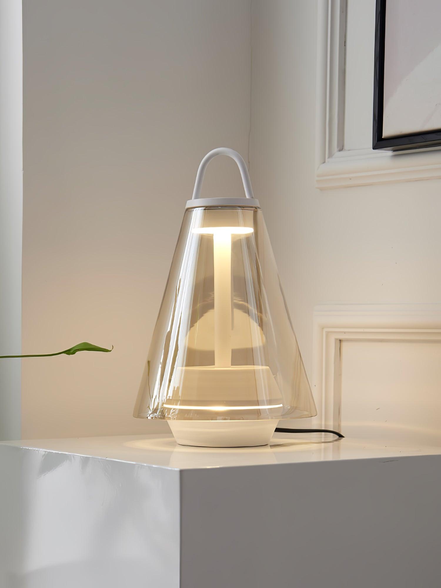 Shuttle Built-in Battery Table Lamp - Cueteks