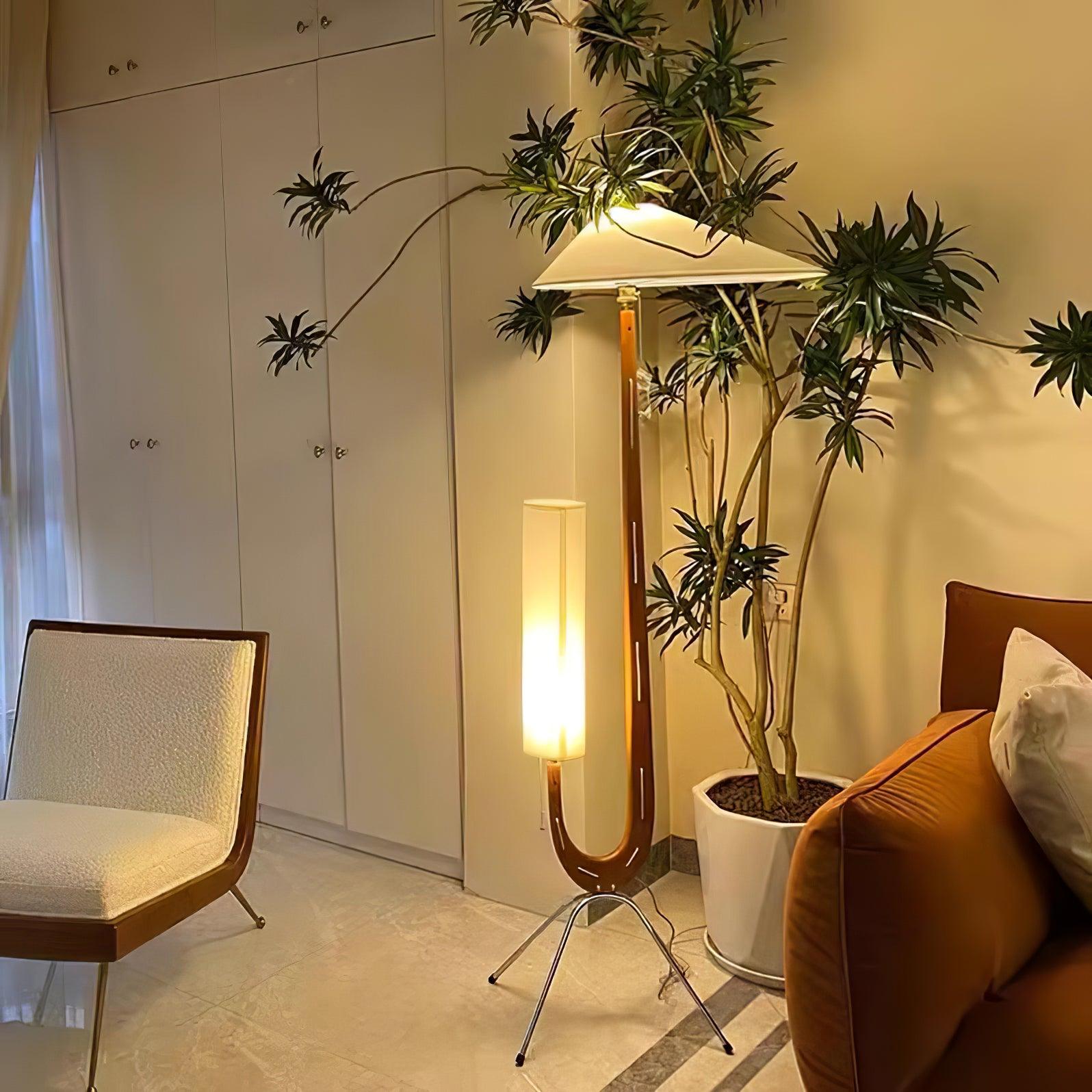 Giraffe Floor Lamp - Cueteks