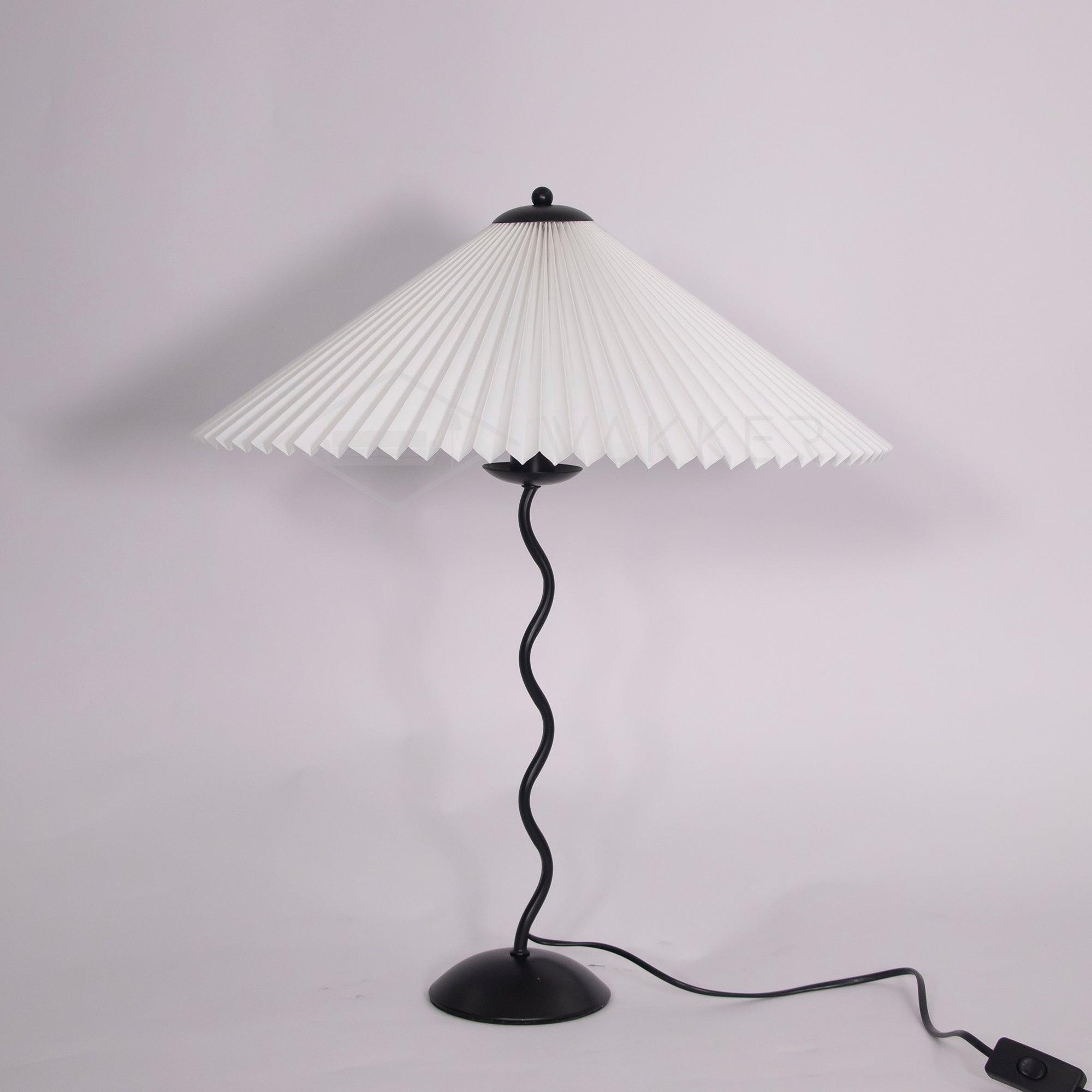 Squiggle Table Lamp - Cueteks