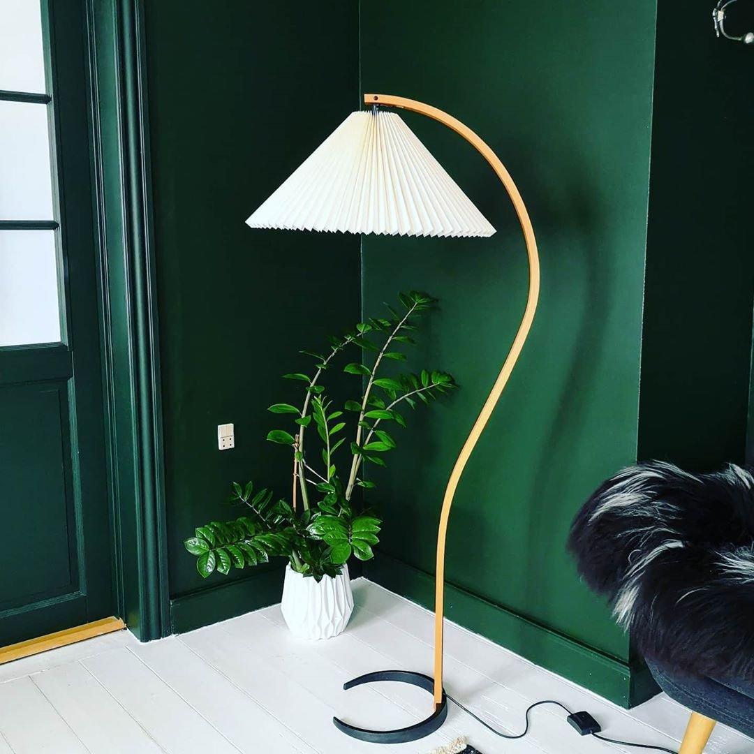 Caprani Floor Lamp - Cueteks