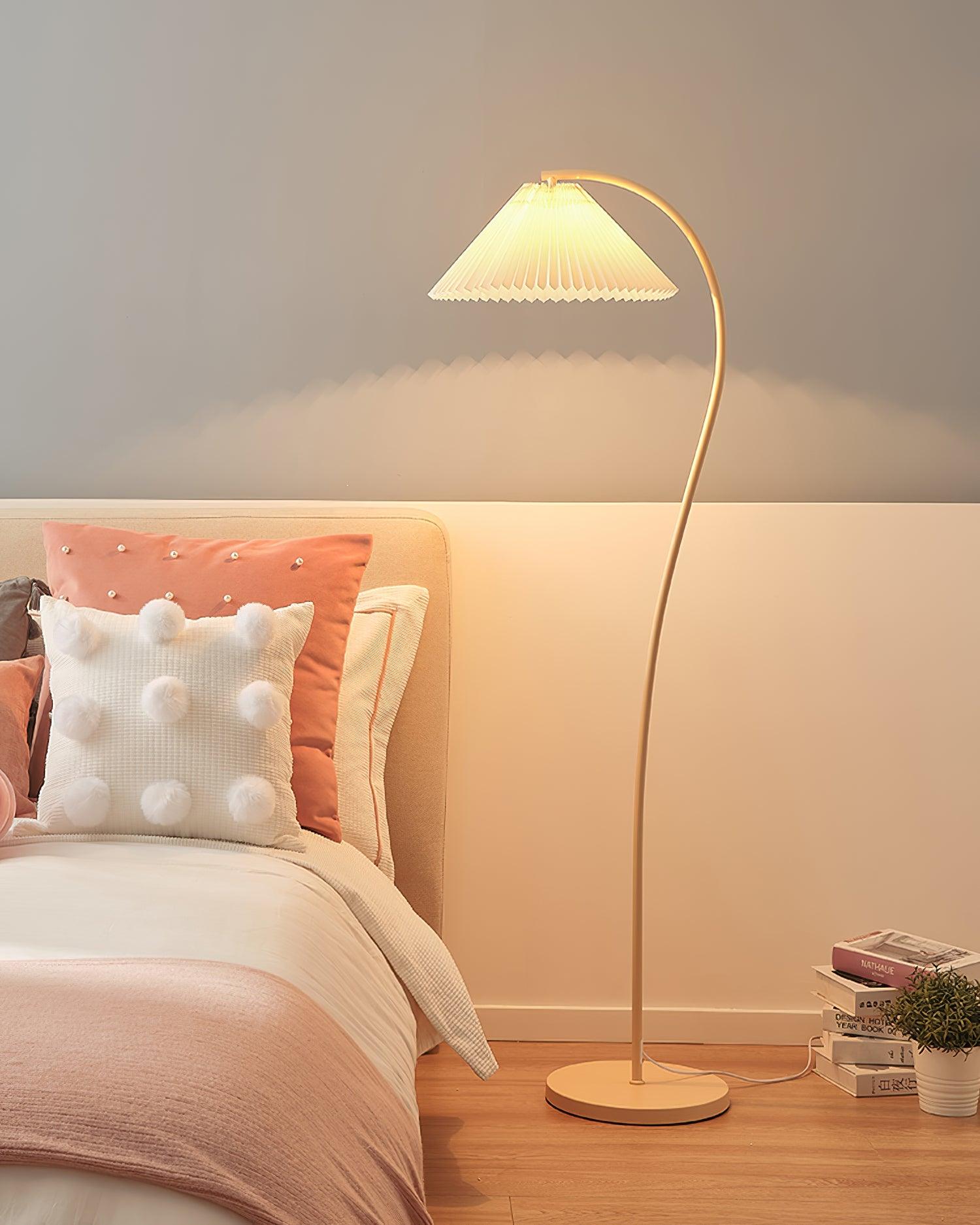 Crescini Pleated Floor Lamp - Cueteks