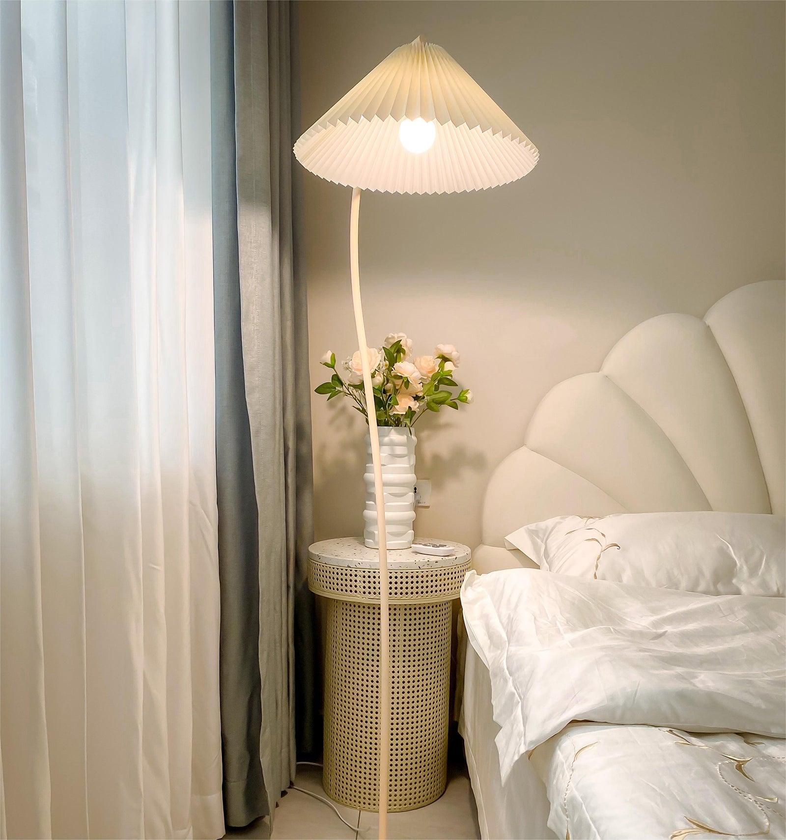 Crescini Pleated Floor Lamp - Cueteks