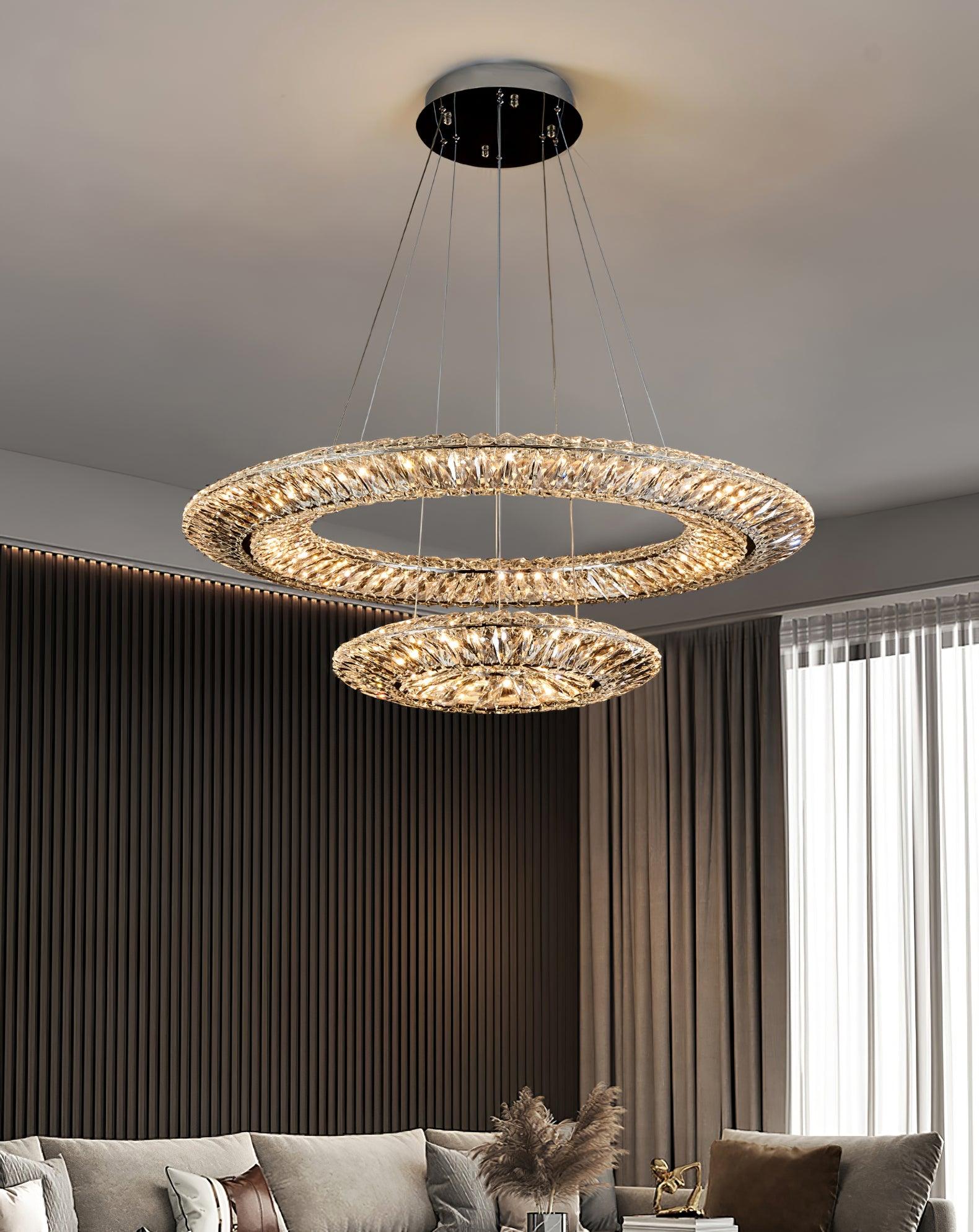 Two-tier ring display in a lounge setting