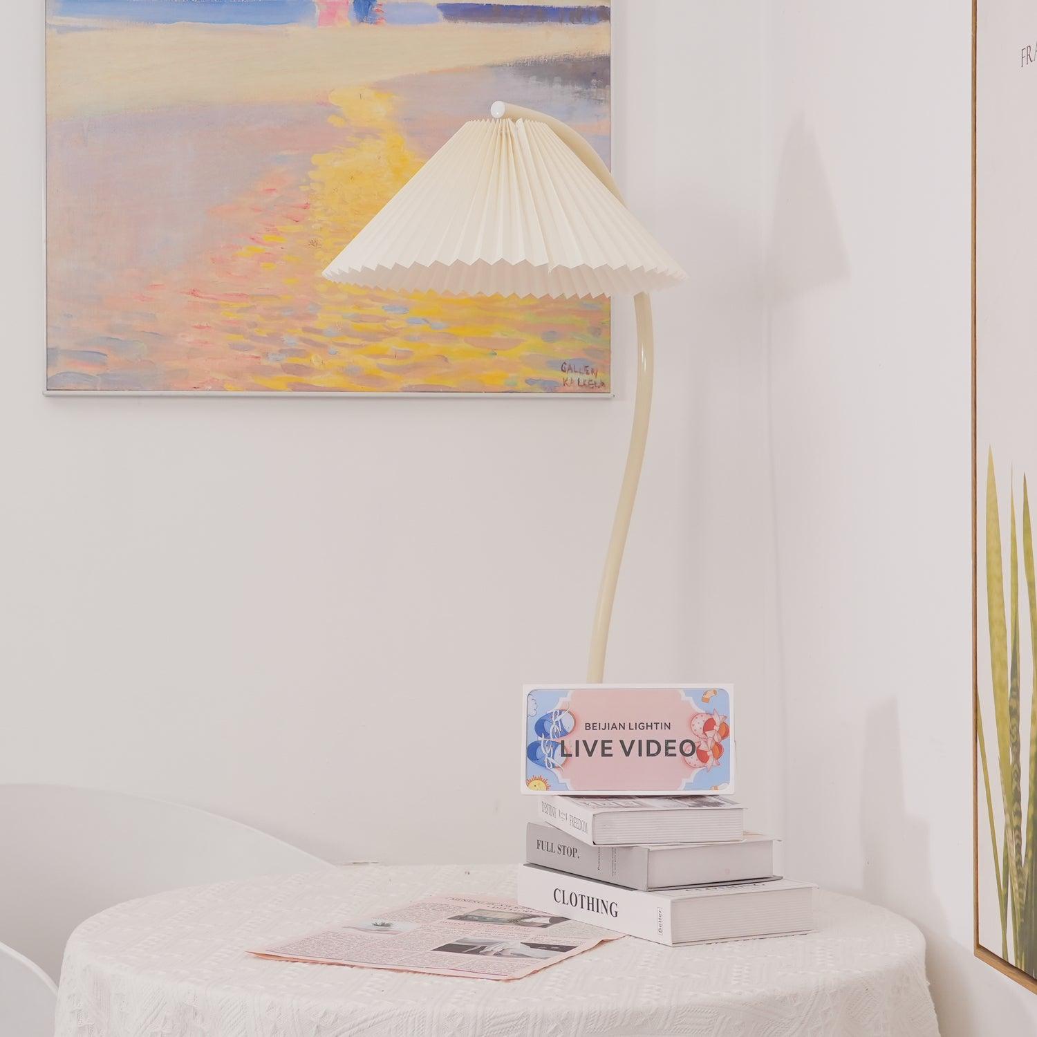 Crescini Pleated Floor Lamp - Cueteks