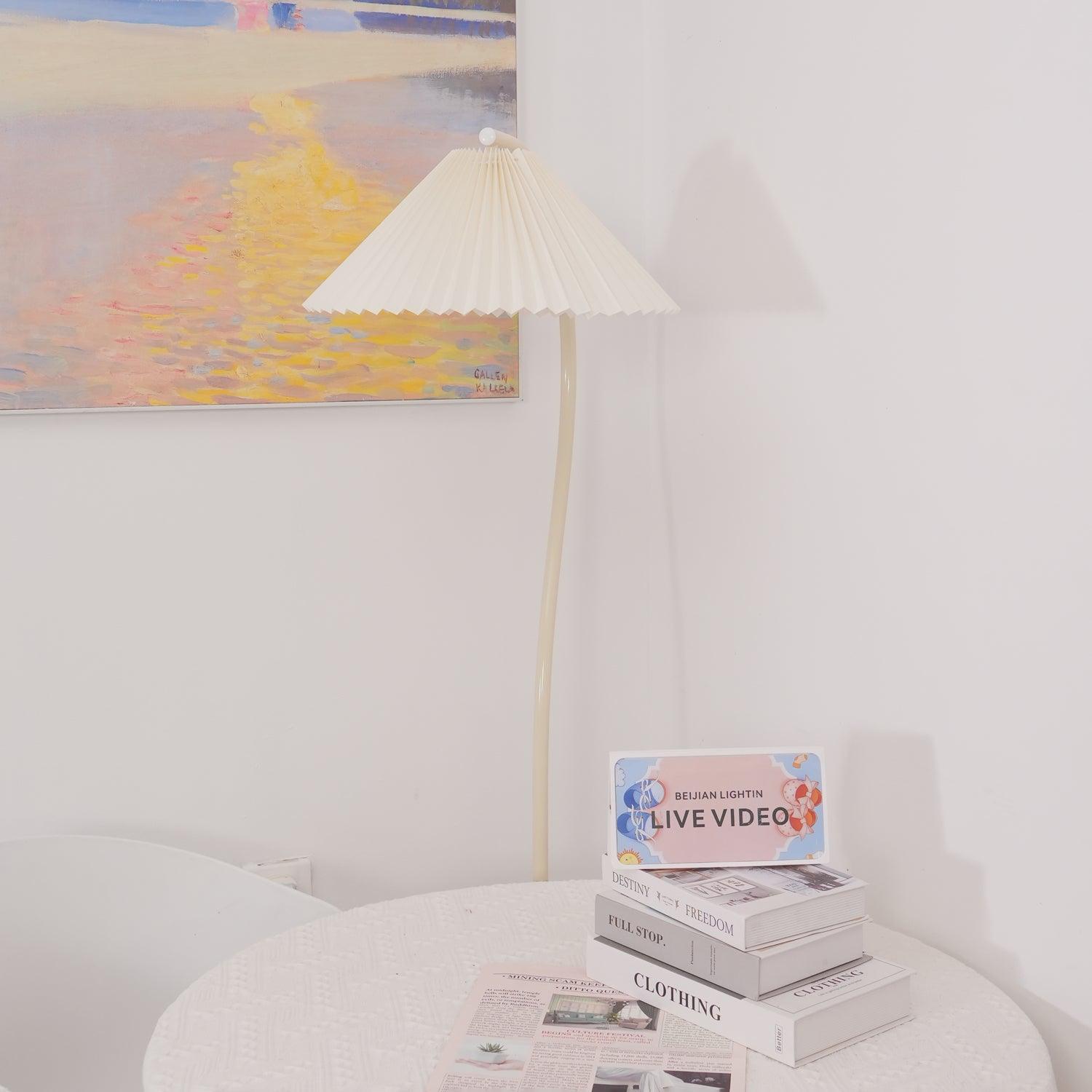 Crescini Pleated Floor Lamp - Cueteks