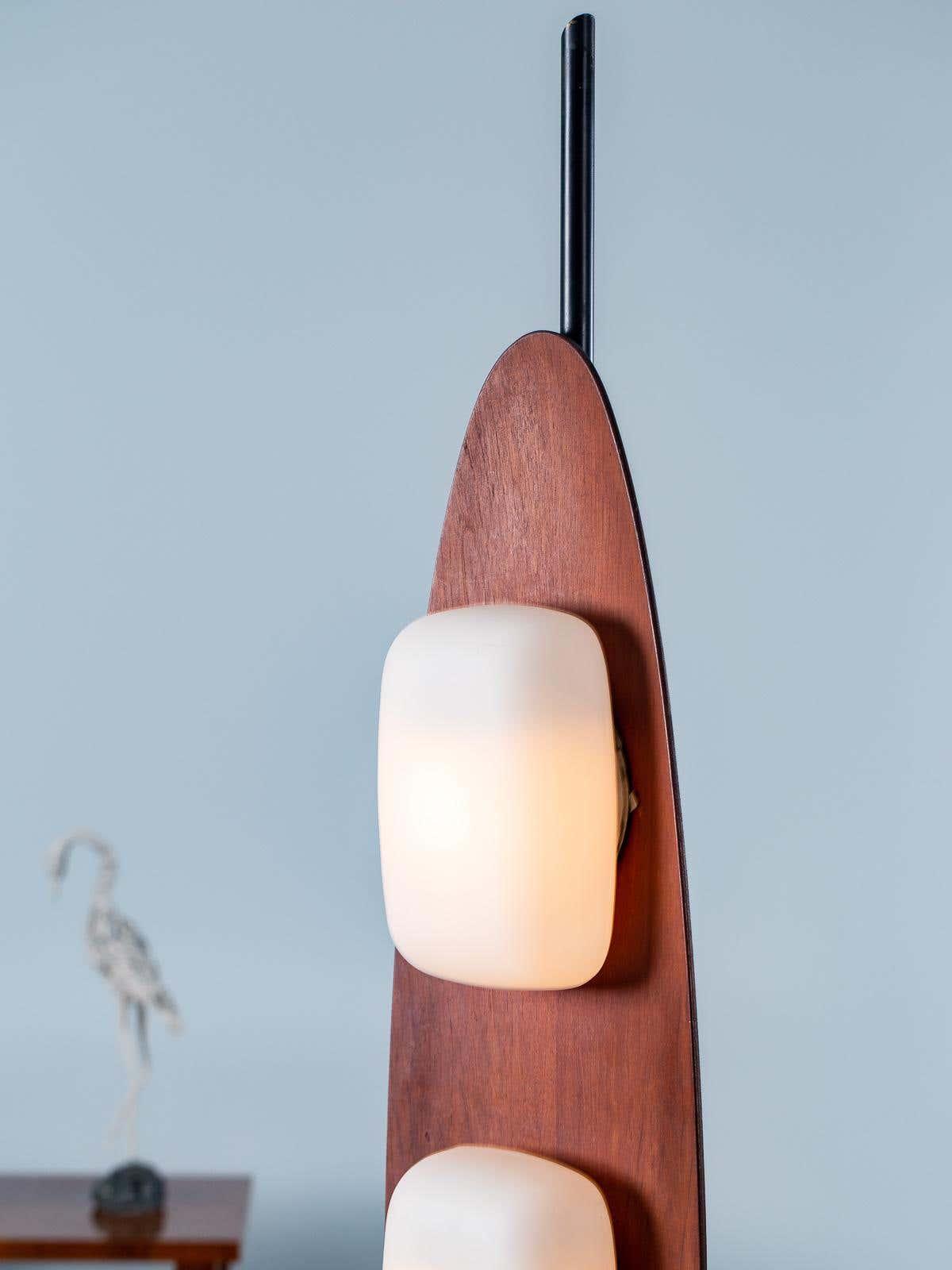Surfboard Floor Lamp - Cueteks