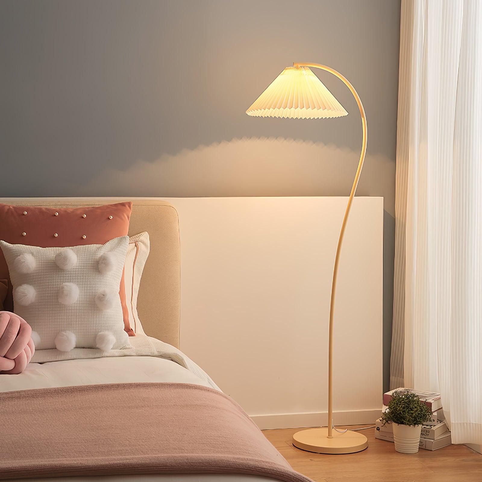 Crescini Pleated Floor Lamp - Cueteks