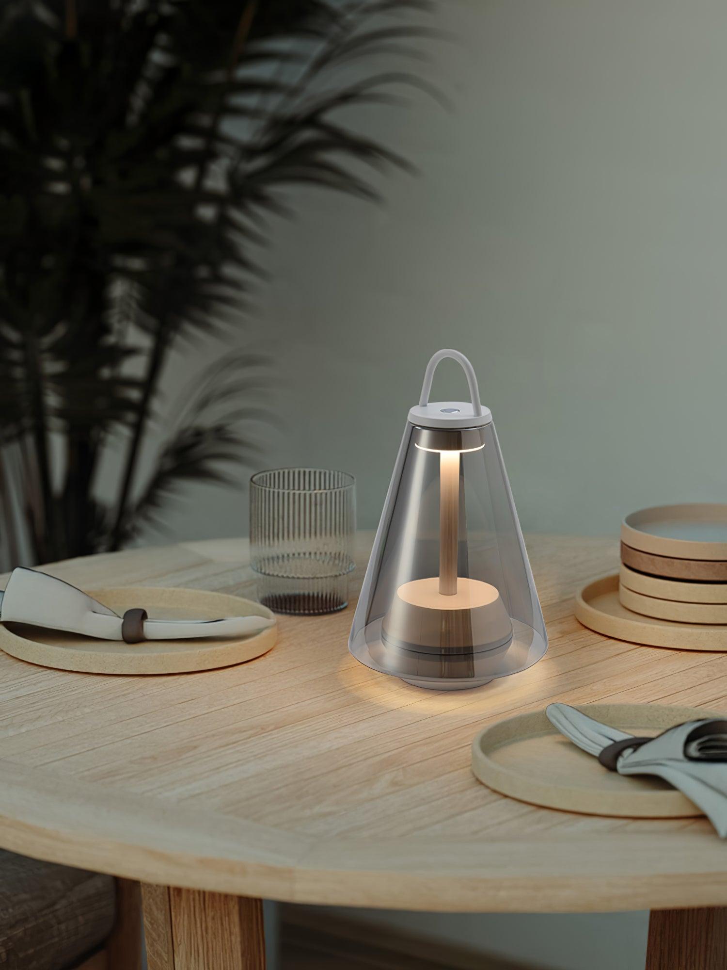 Shuttle Built-in Battery Table Lamp - Cueteks