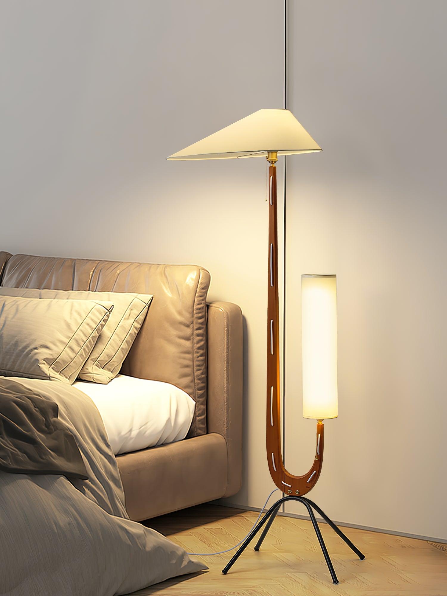 Giraffe Floor Lamp - Cueteks