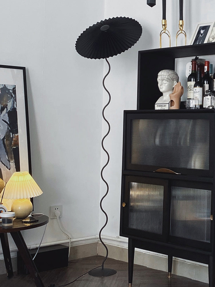 Squiggle Floor Lamp - Cueteks
