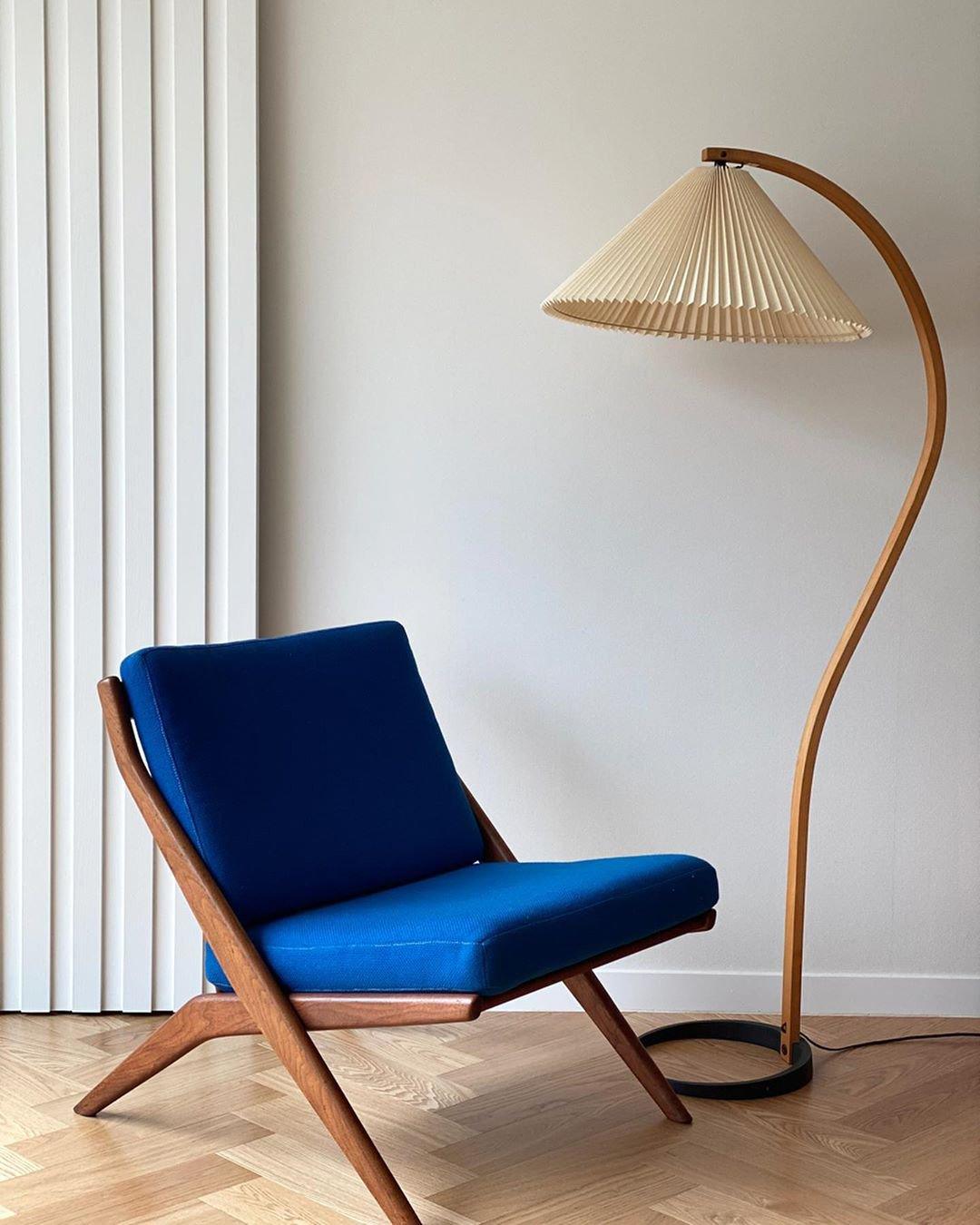 Caprani Floor Lamp - Cueteks