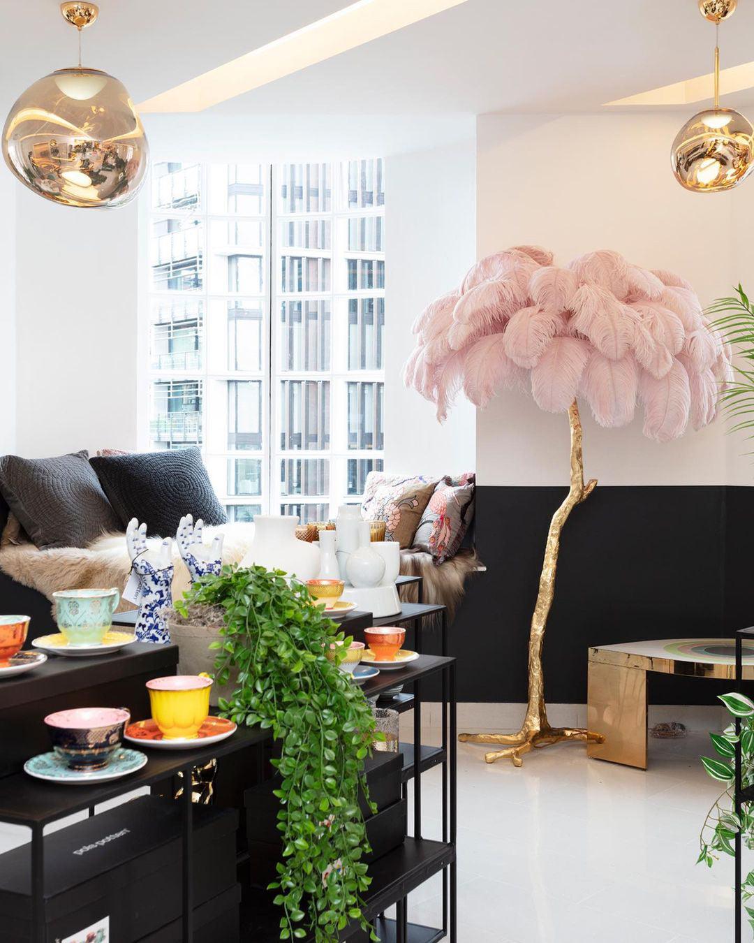 Ostrich Feather Brass Floor Lamp - Cueteks