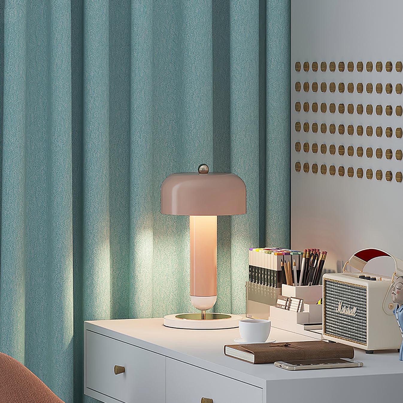 Lulu Table Lamp - Cueteks