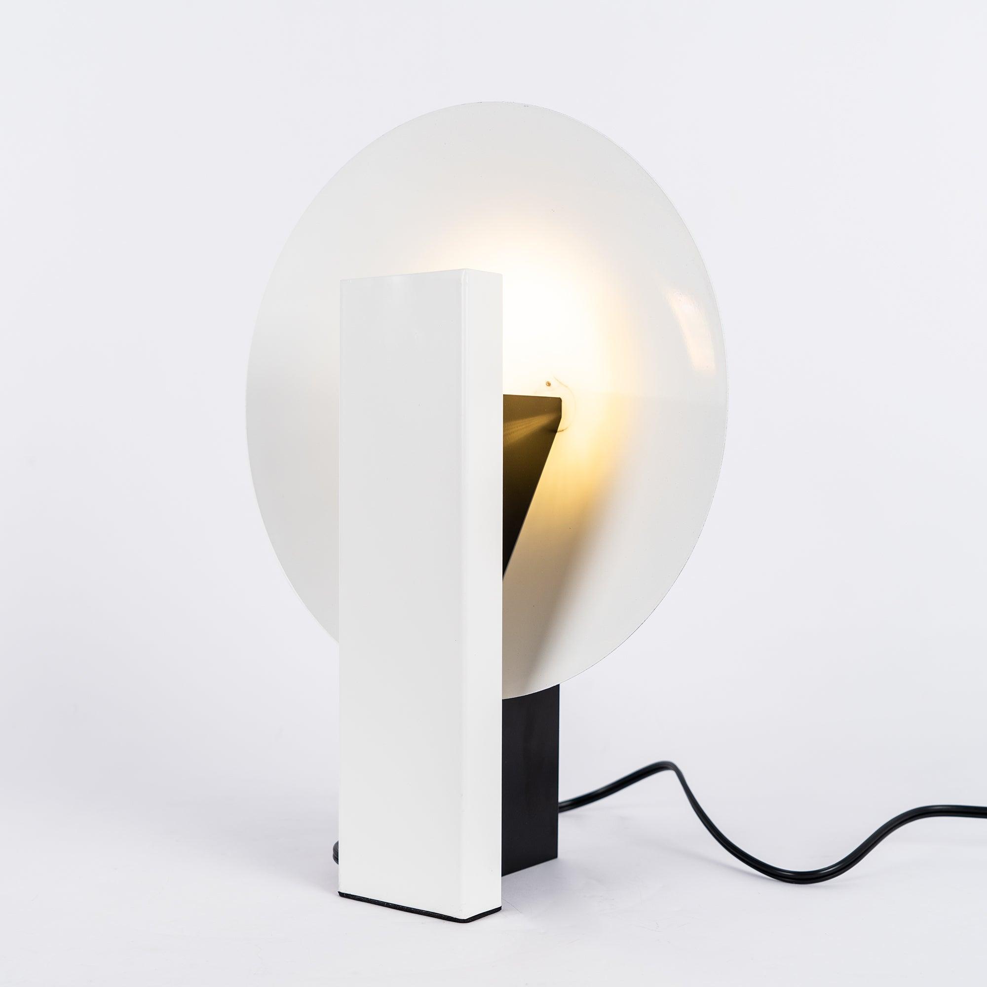 Orbe Table Lamp - Cueteks