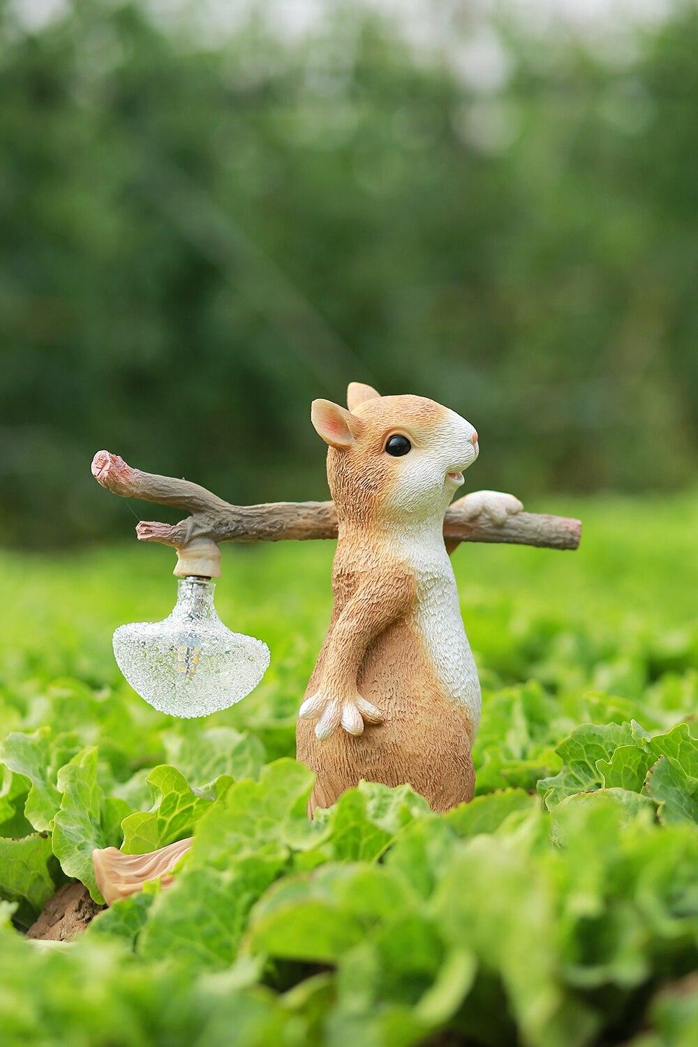 Squirrel Table Lamp - Cueteks