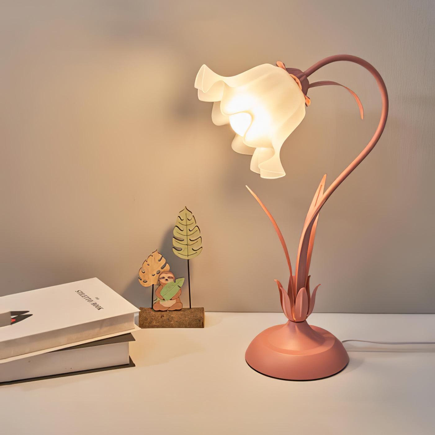 Lily of the Valley Table Lamp - Cueteks