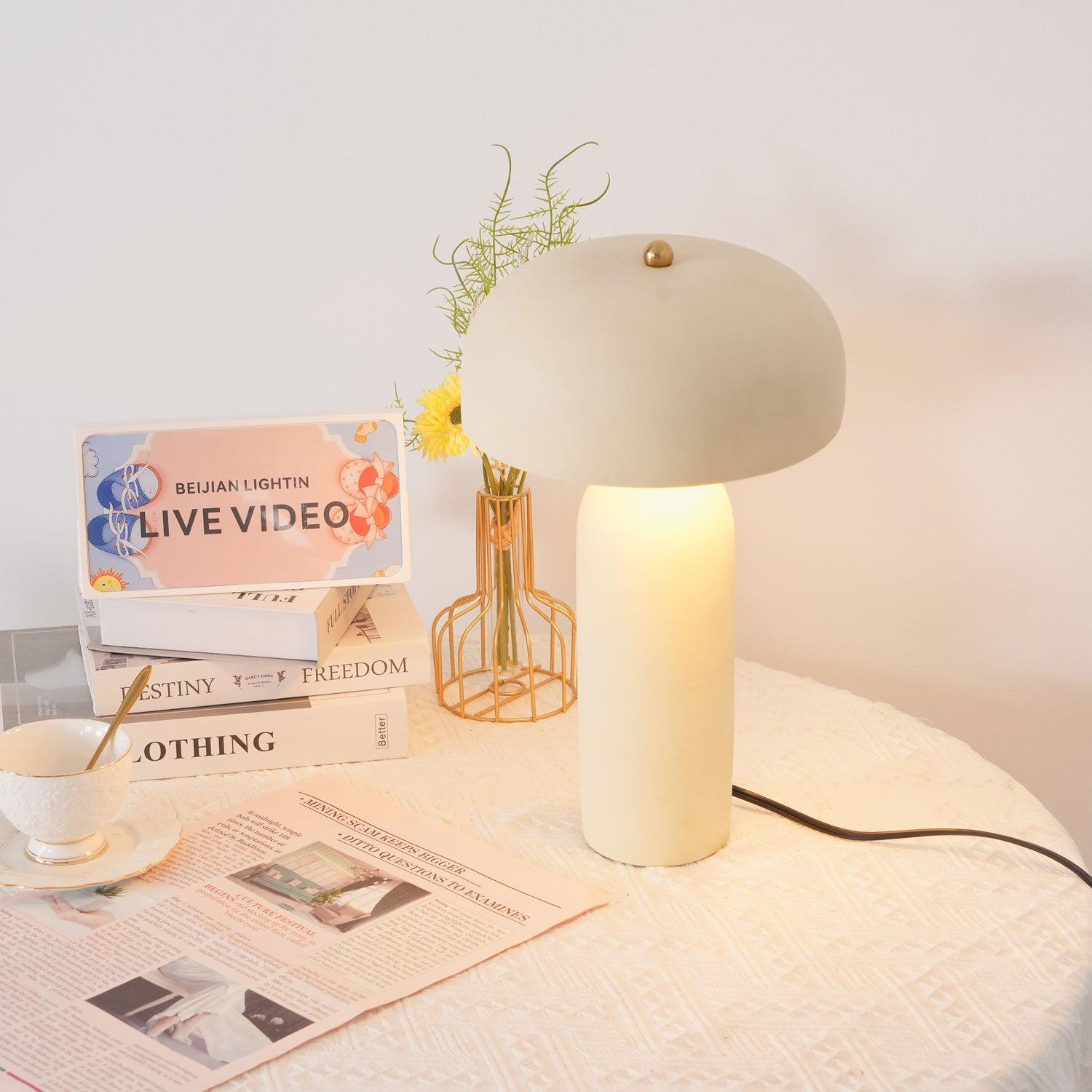 Fungi Glow Table Lamp - Cueteks