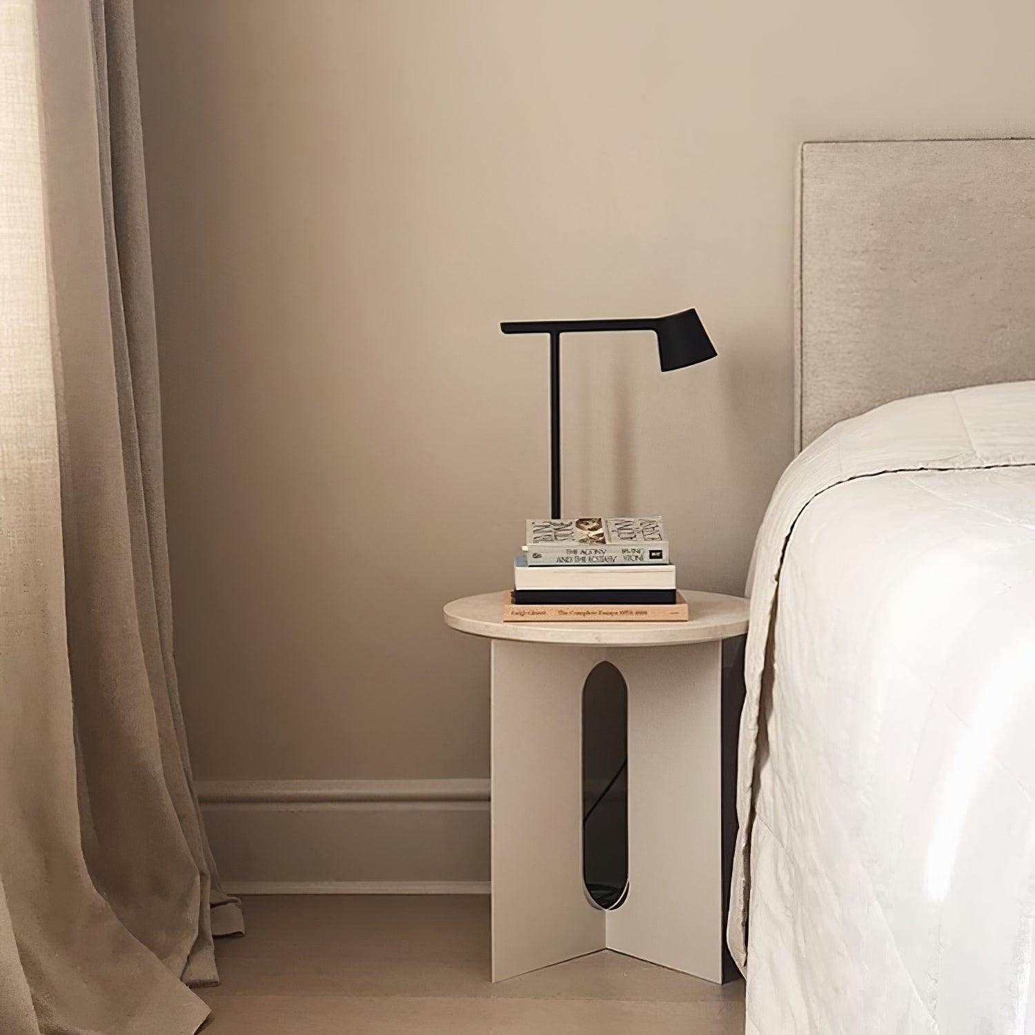 Tip Table Lamp - Cueteks