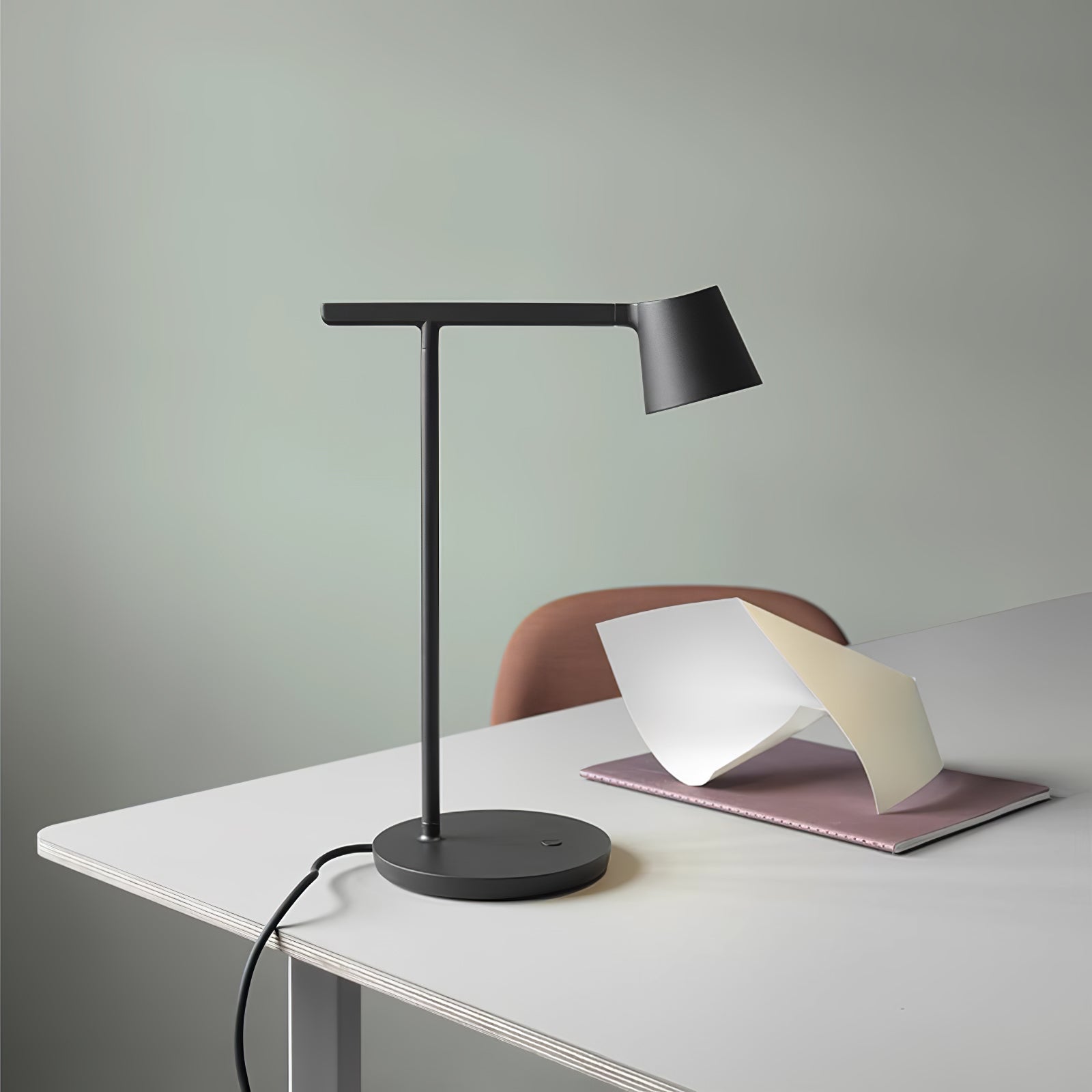 Tip Table Lamp - Cueteks
