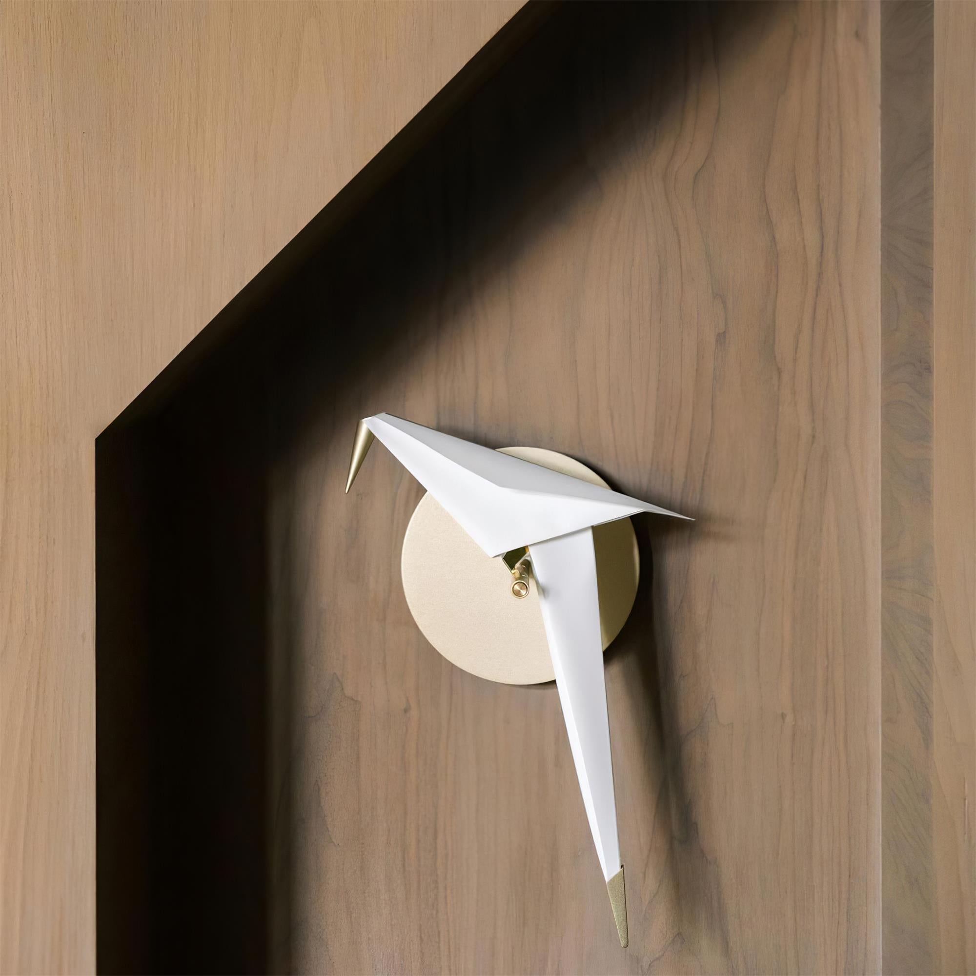 Avian Serenity Wall Lamp - Cueteks