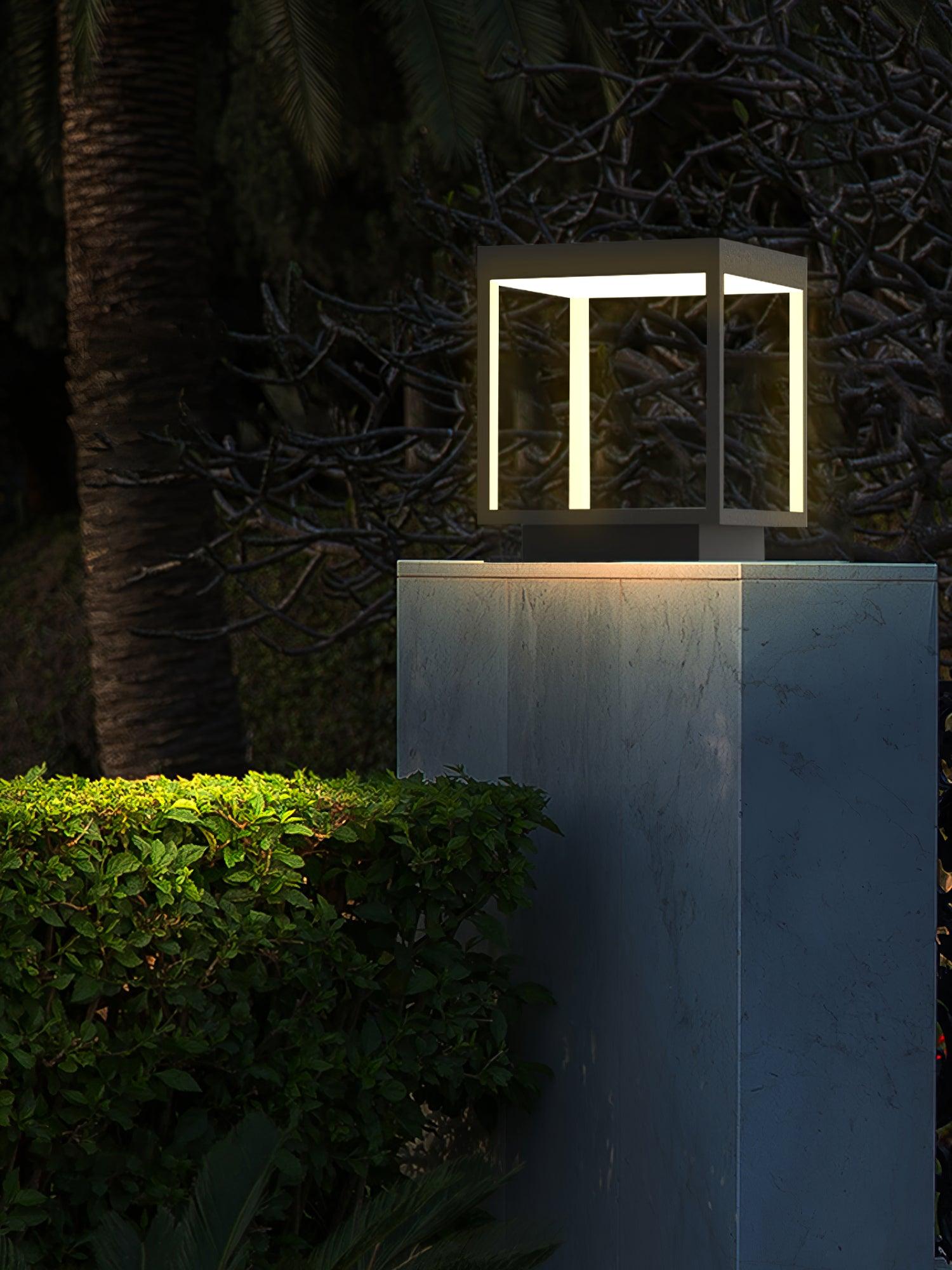 Square Frame Fence Post Garden Light - Cueteks