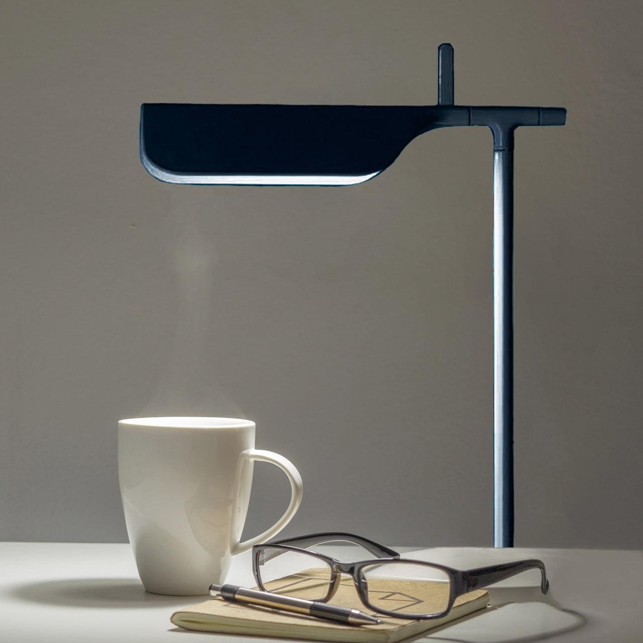 Pivot Ease Table Lamp - Cueteks