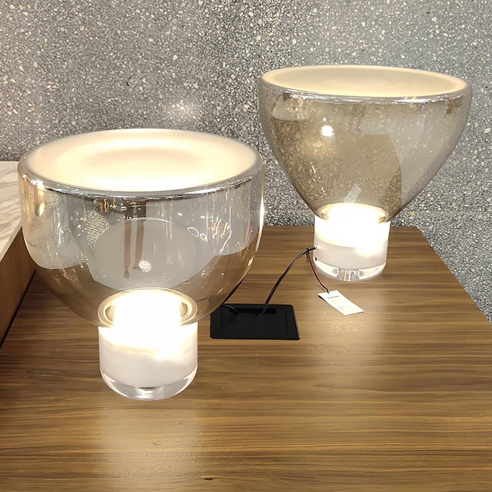 Aella Table Lamp - Cueteks