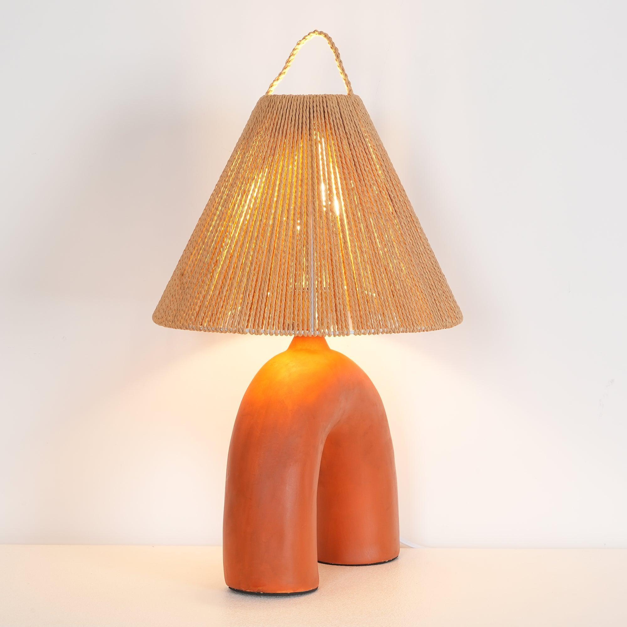 Arched Table Lamp - Cueteks