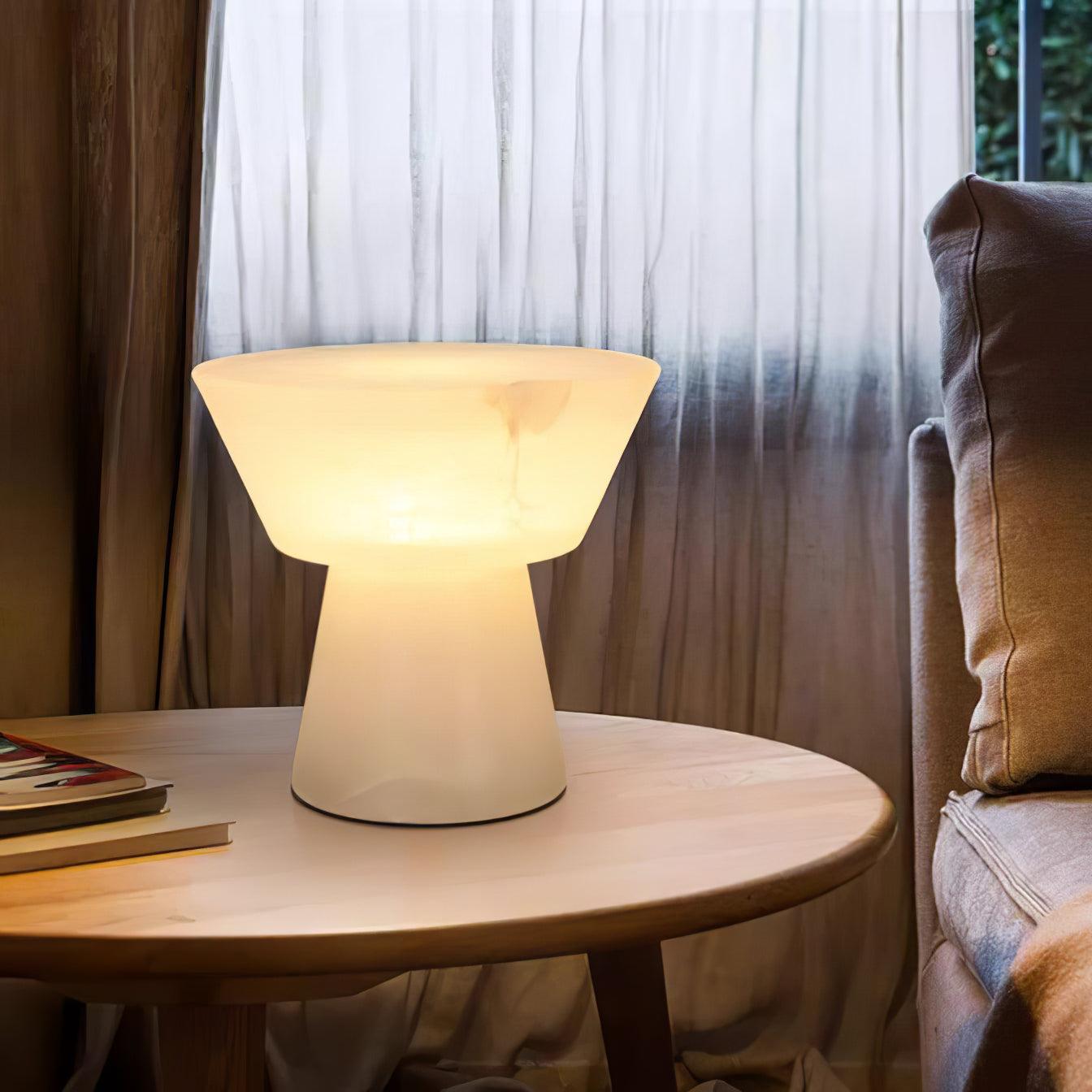 Beta Marble Table Lamp - Cueteks