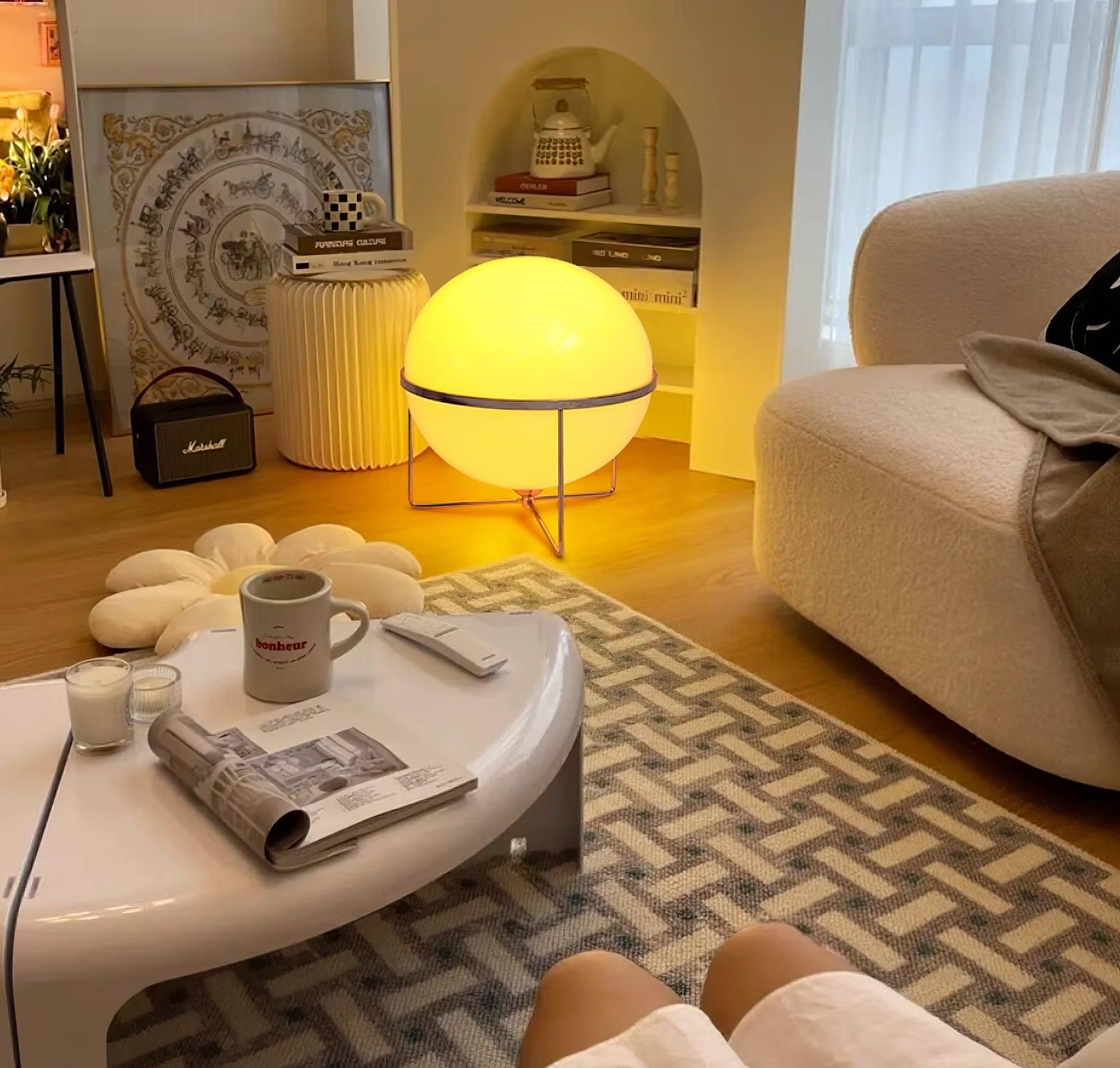 Yolk Table Lamp - Cueteks