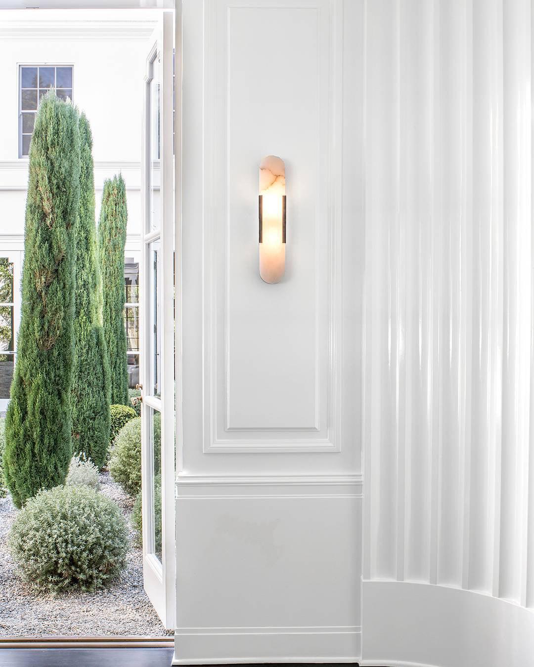 Melange Elongated Alabaster Wall Lamp - Cueteks